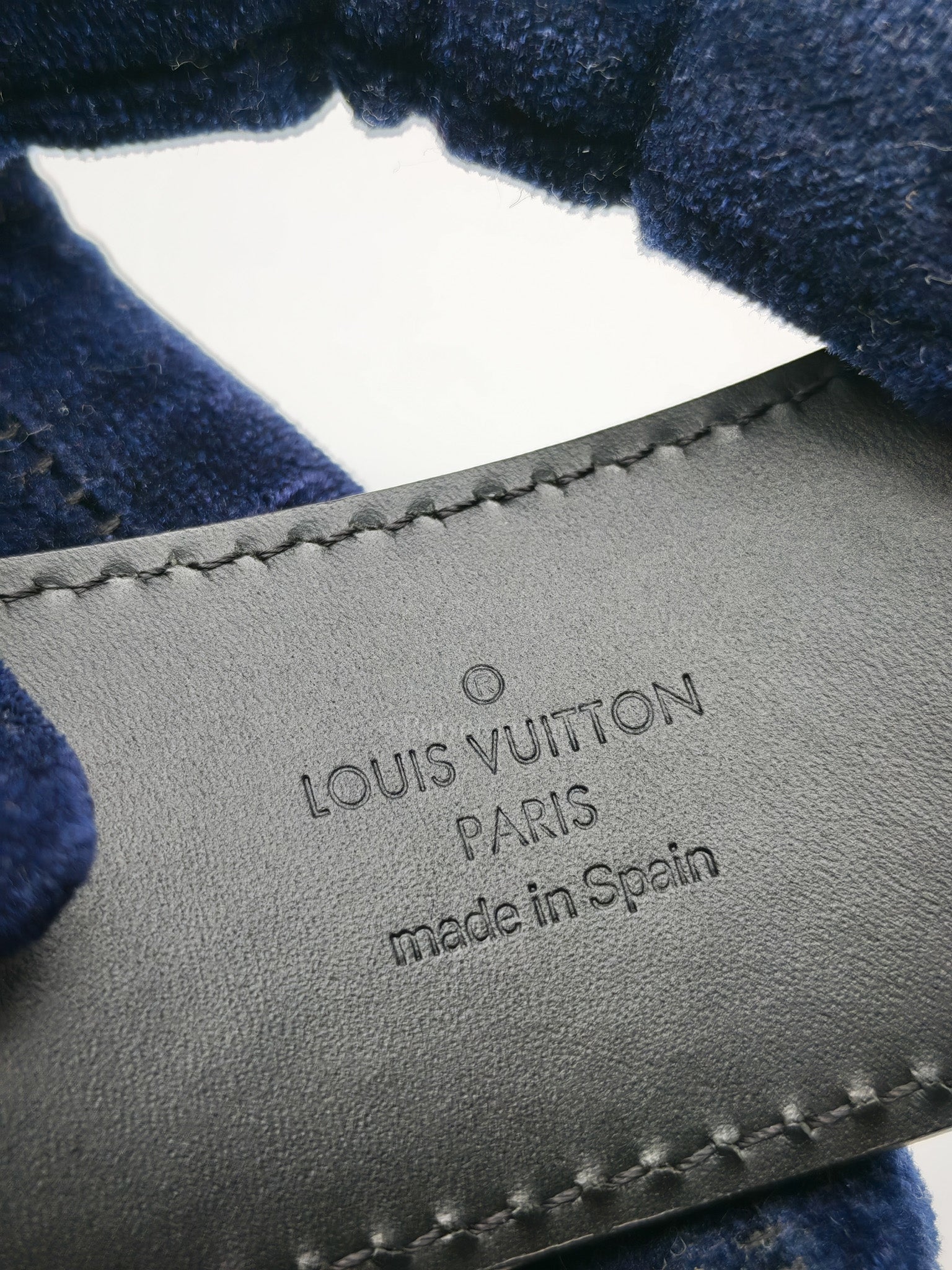 Louis Vuitton Belt in Damier Graphite Coated Canvas & Leather Size 85cm x 34cm