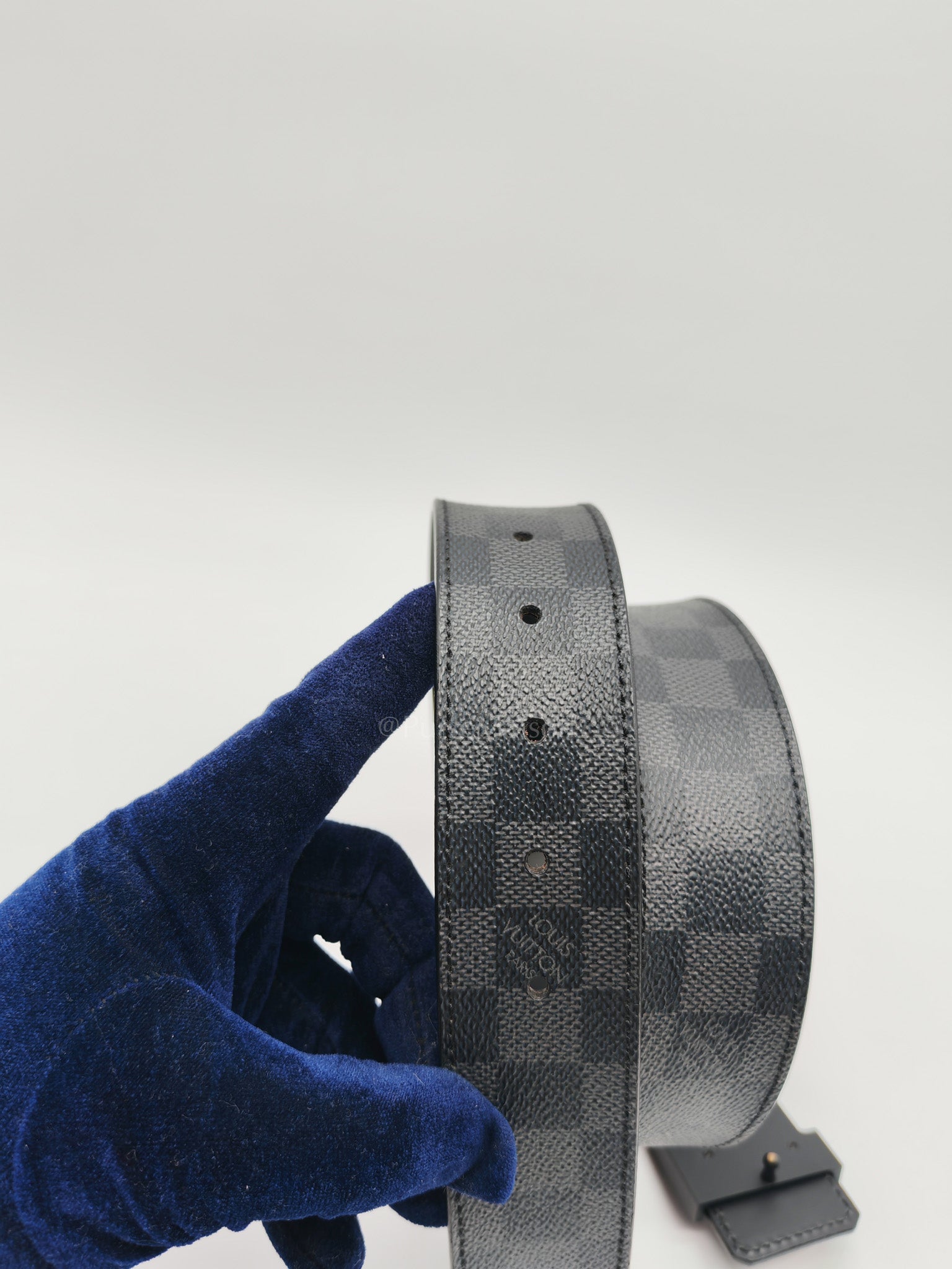 Louis Vuitton Belt in Damier Graphite Coated Canvas & Leather Size 85cm x 34cm