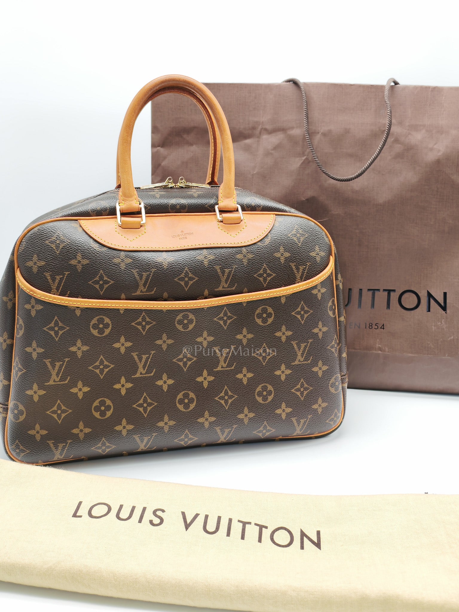Deauville Monogram Canvas Handbag (Date Code: MB0041)