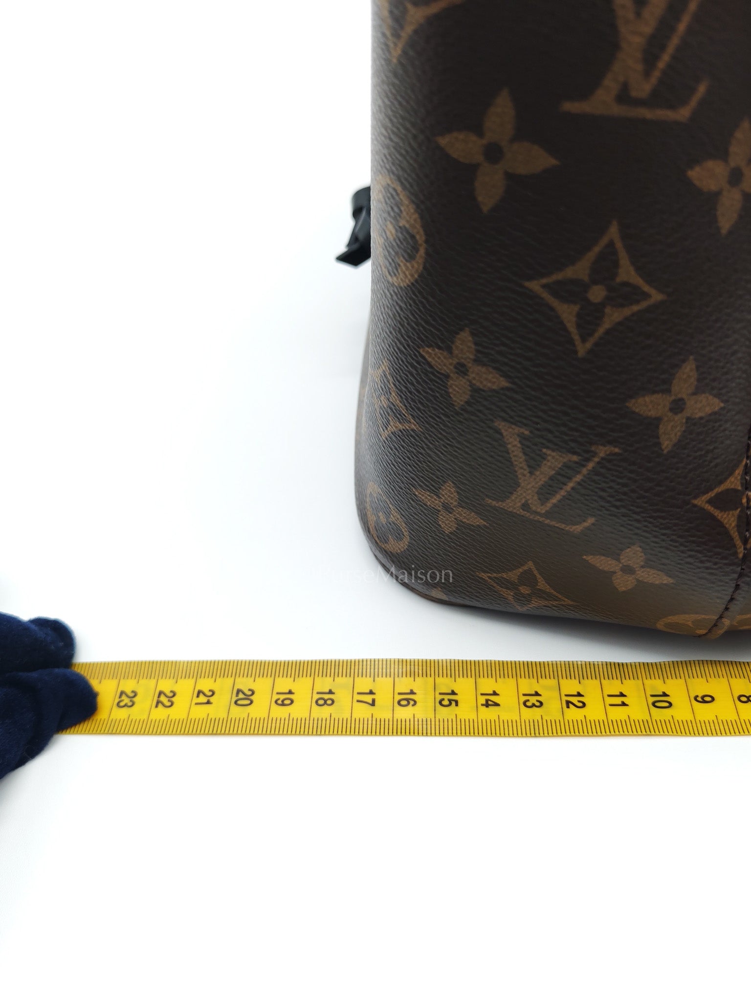 Neo Noe MM in Monogram Canvas & Black Leather Trim (Microchip)