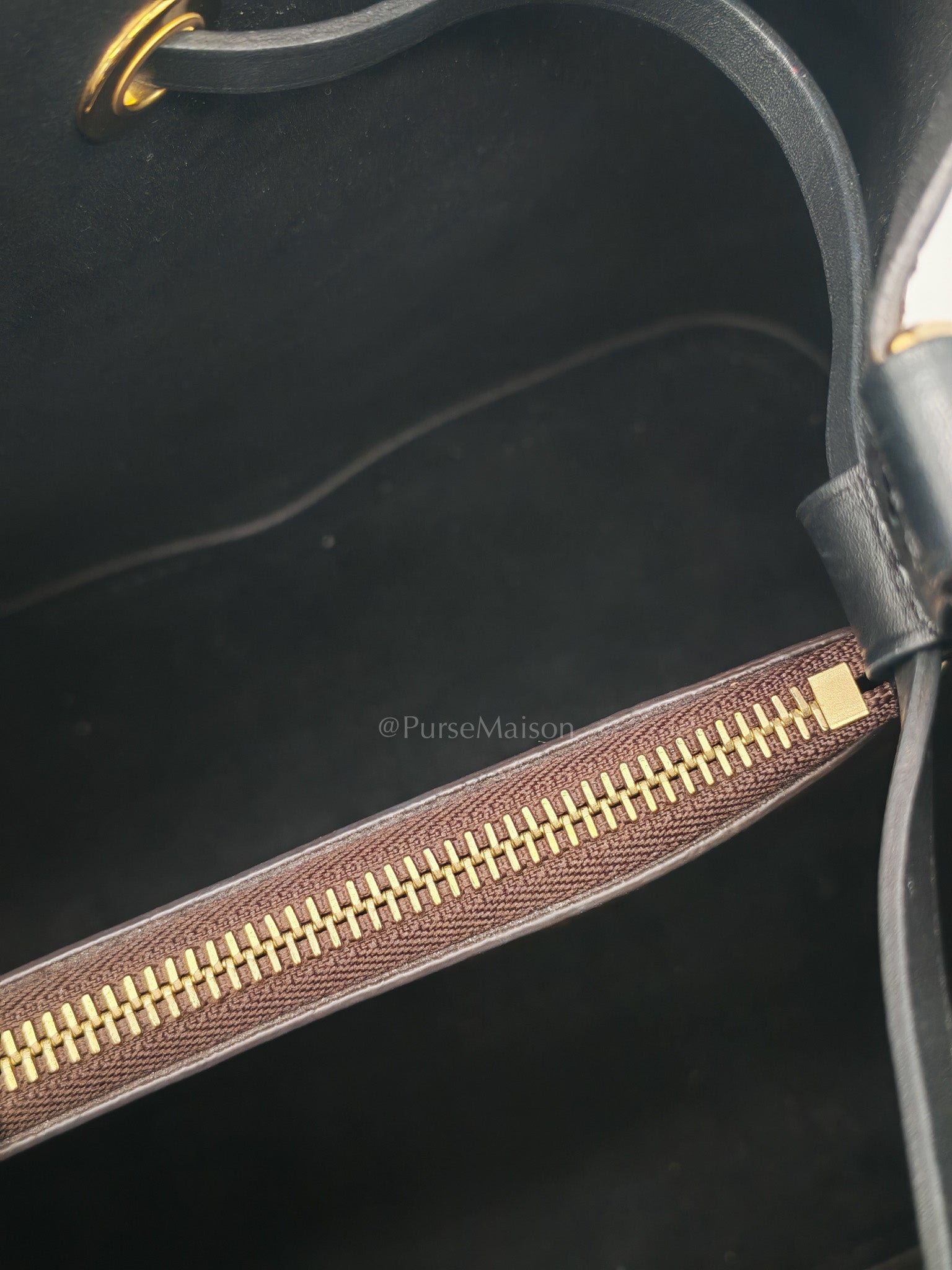 Neo Noe MM in Monogram Canvas & Black Leather Trim (Microchip)