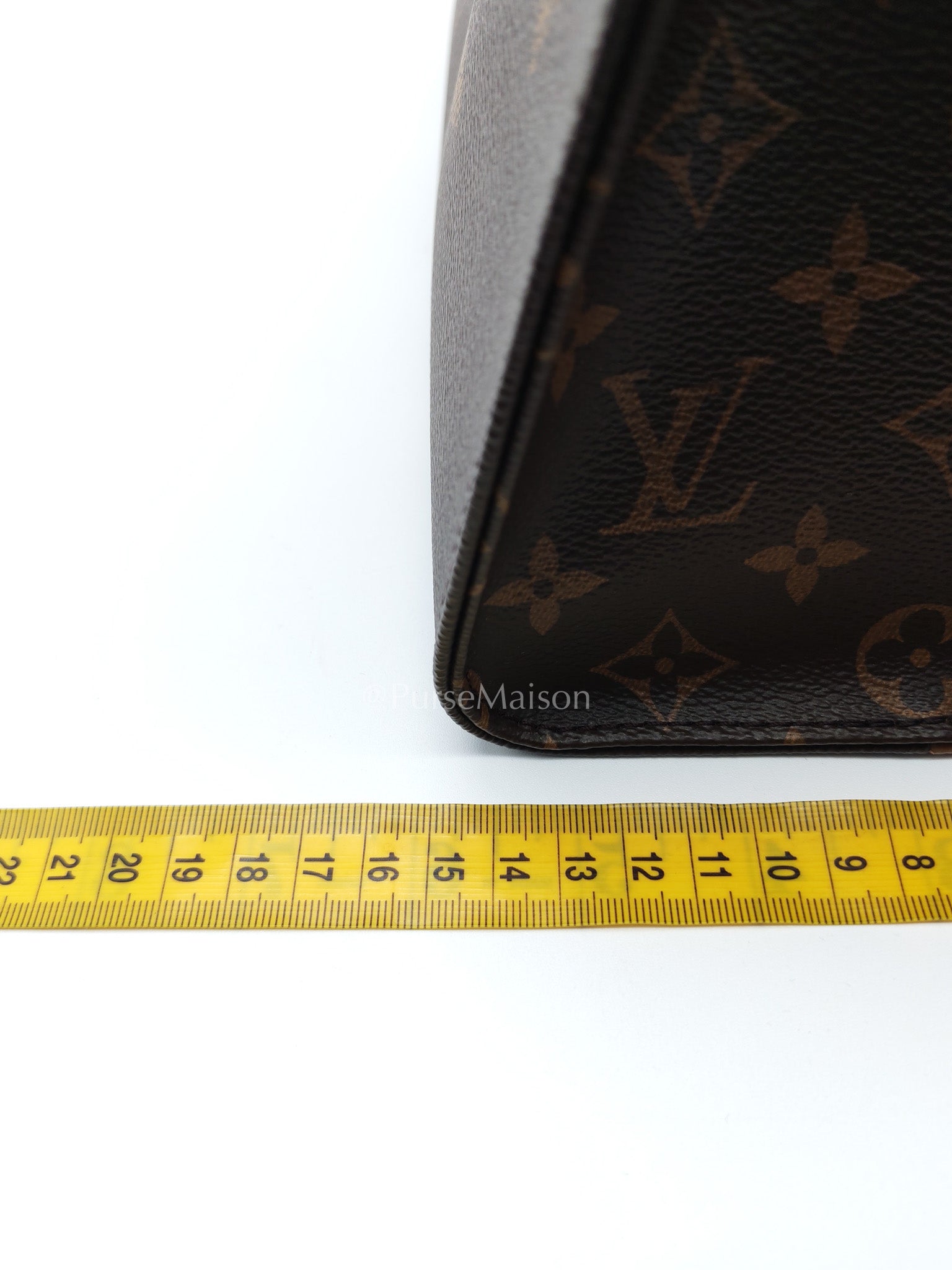 Louis Vuitton OntheGo MM in Reverse Monogram Canvas and Gold Hardware Microchip