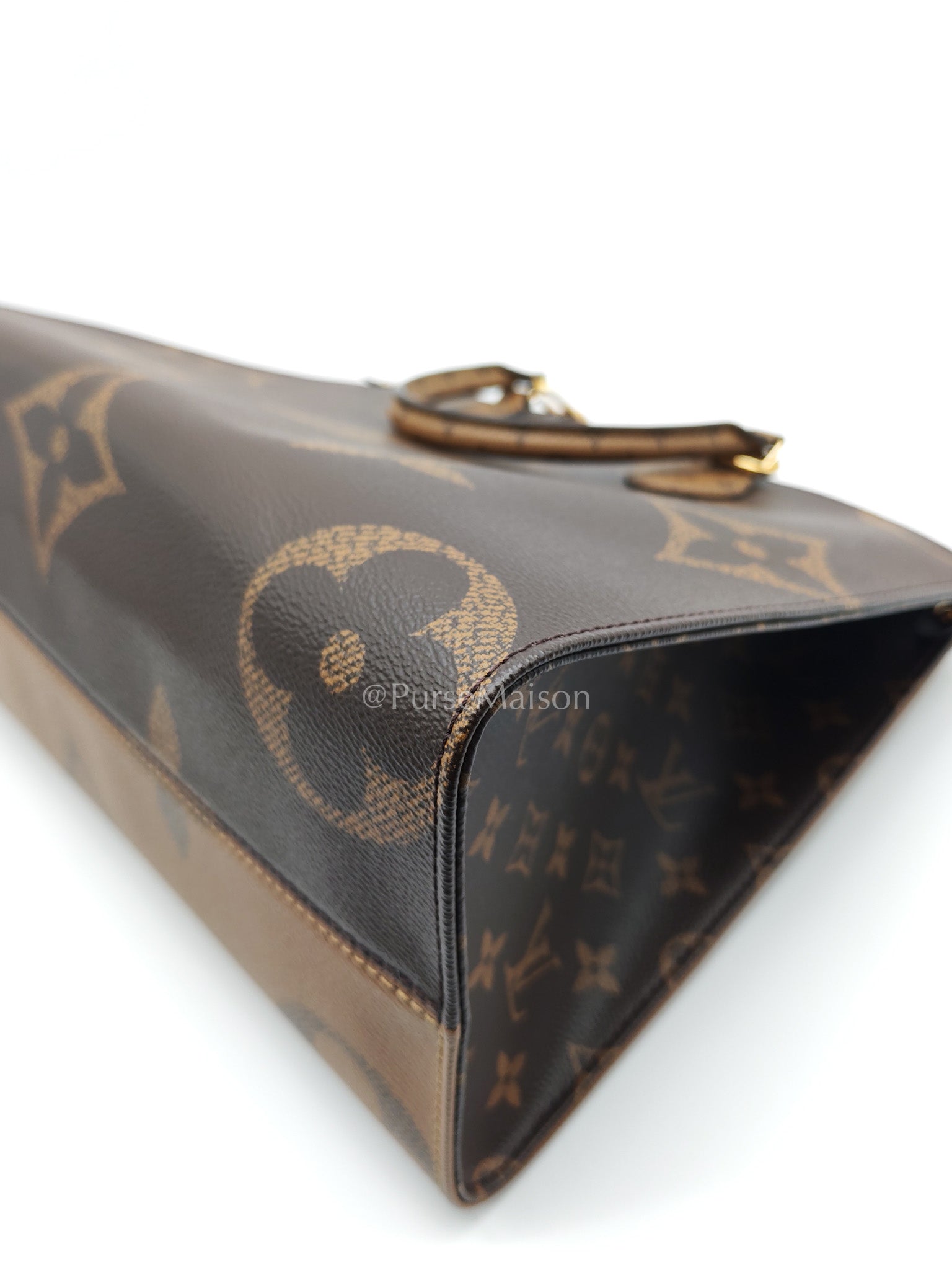 Louis Vuitton OntheGo MM in Reverse Monogram Canvas and Gold Hardware Microchip