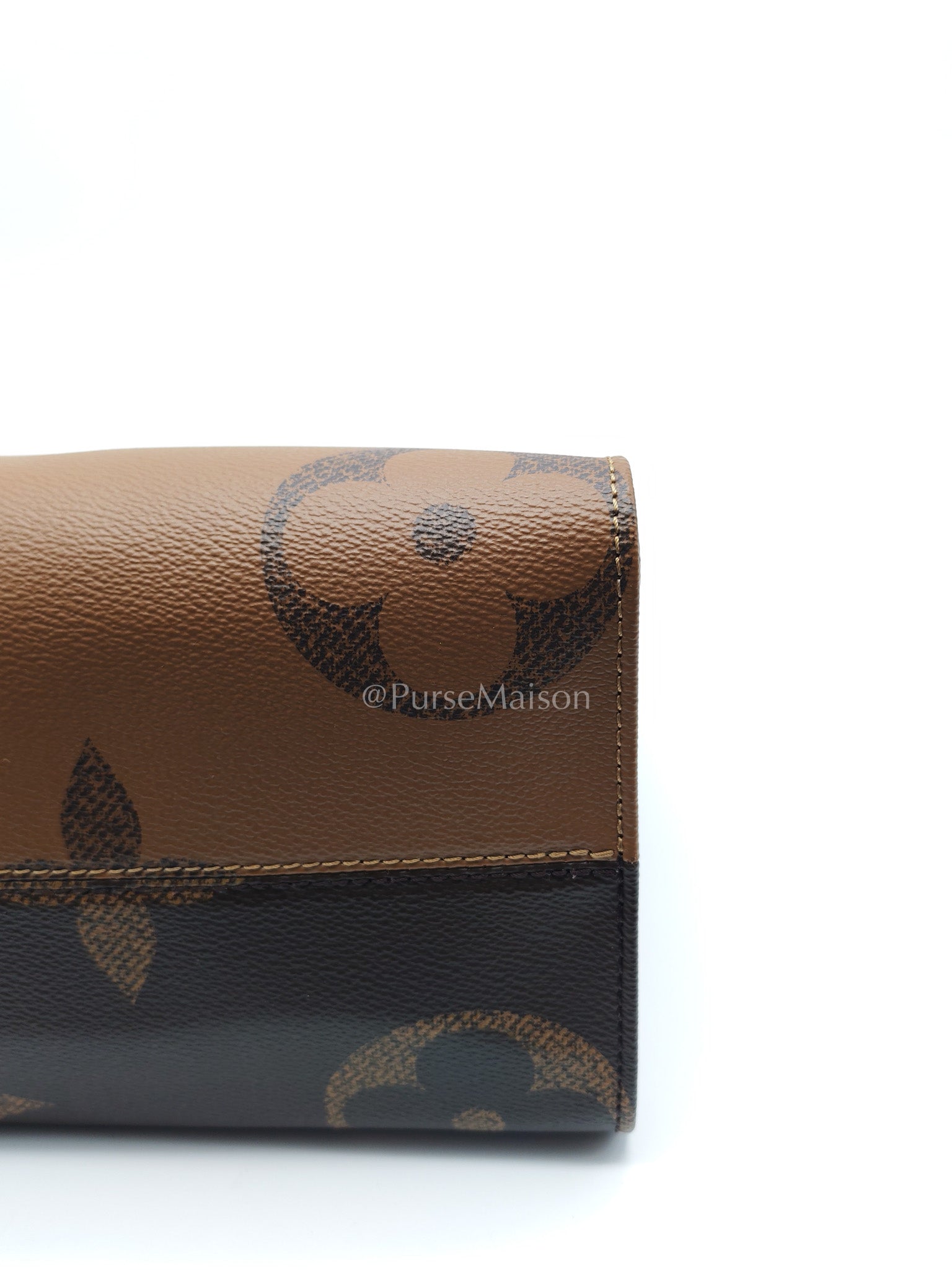 Louis Vuitton OntheGo MM in Reverse Monogram Canvas and Gold Hardware Microchip