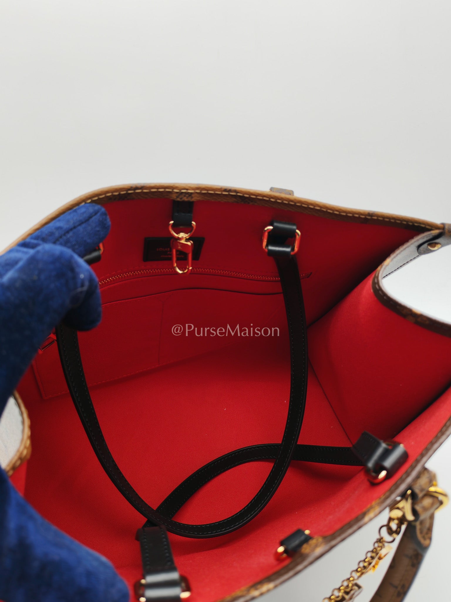 Louis Vuitton OntheGo MM in Reverse Monogram Canvas and Gold Hardware Microchip