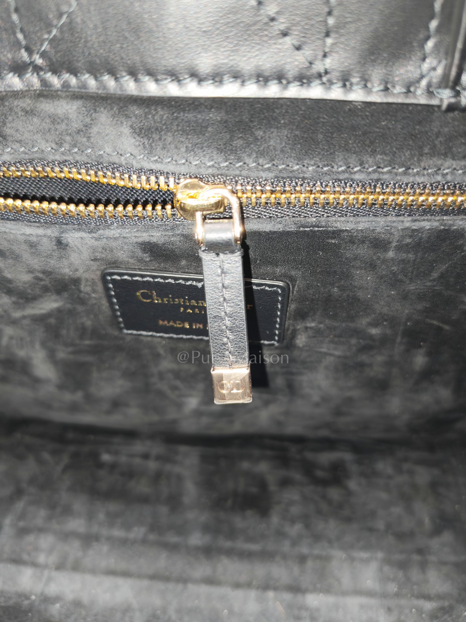 Macrocannage Booktote Small in Black Lambskin Leather Shoulder Bag | Purse Maison Luxury Bags Shop