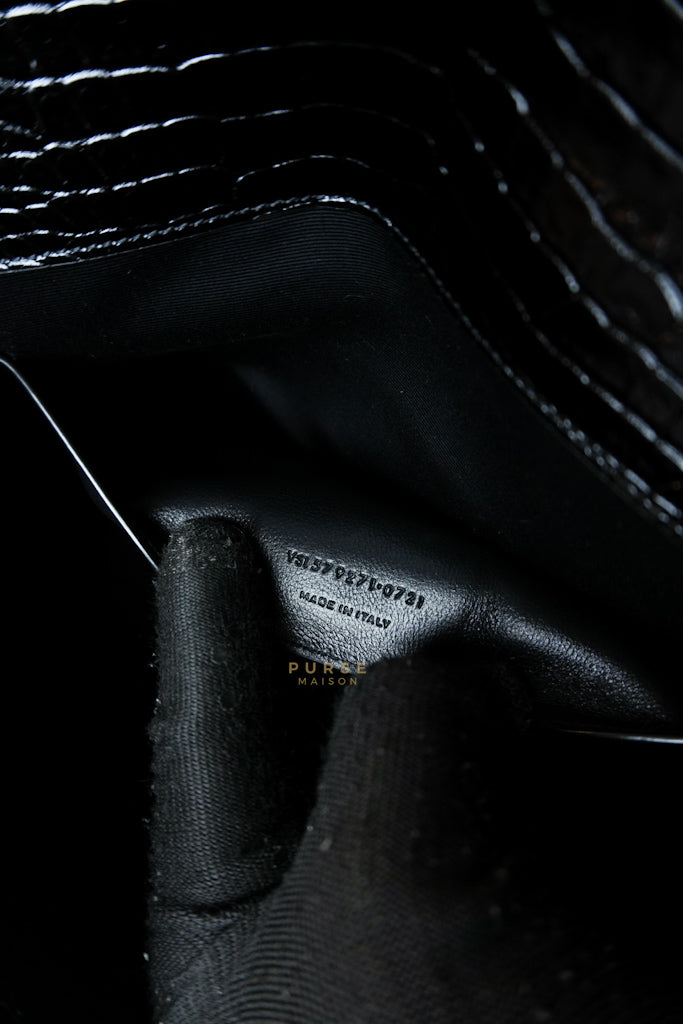 Manhattan Medium in Black Crocodile Embossed Sling Bag | Purse Maison Luxury Bags Shop