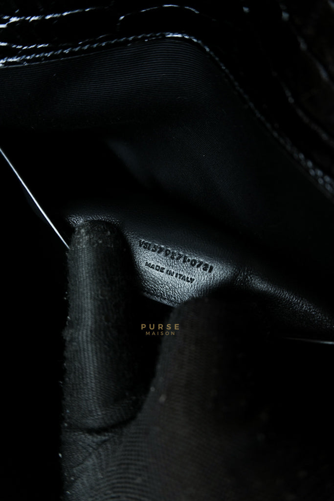 Manhattan Medium in Black Crocodile Embossed Sling Bag | Purse Maison Luxury Bags Shop