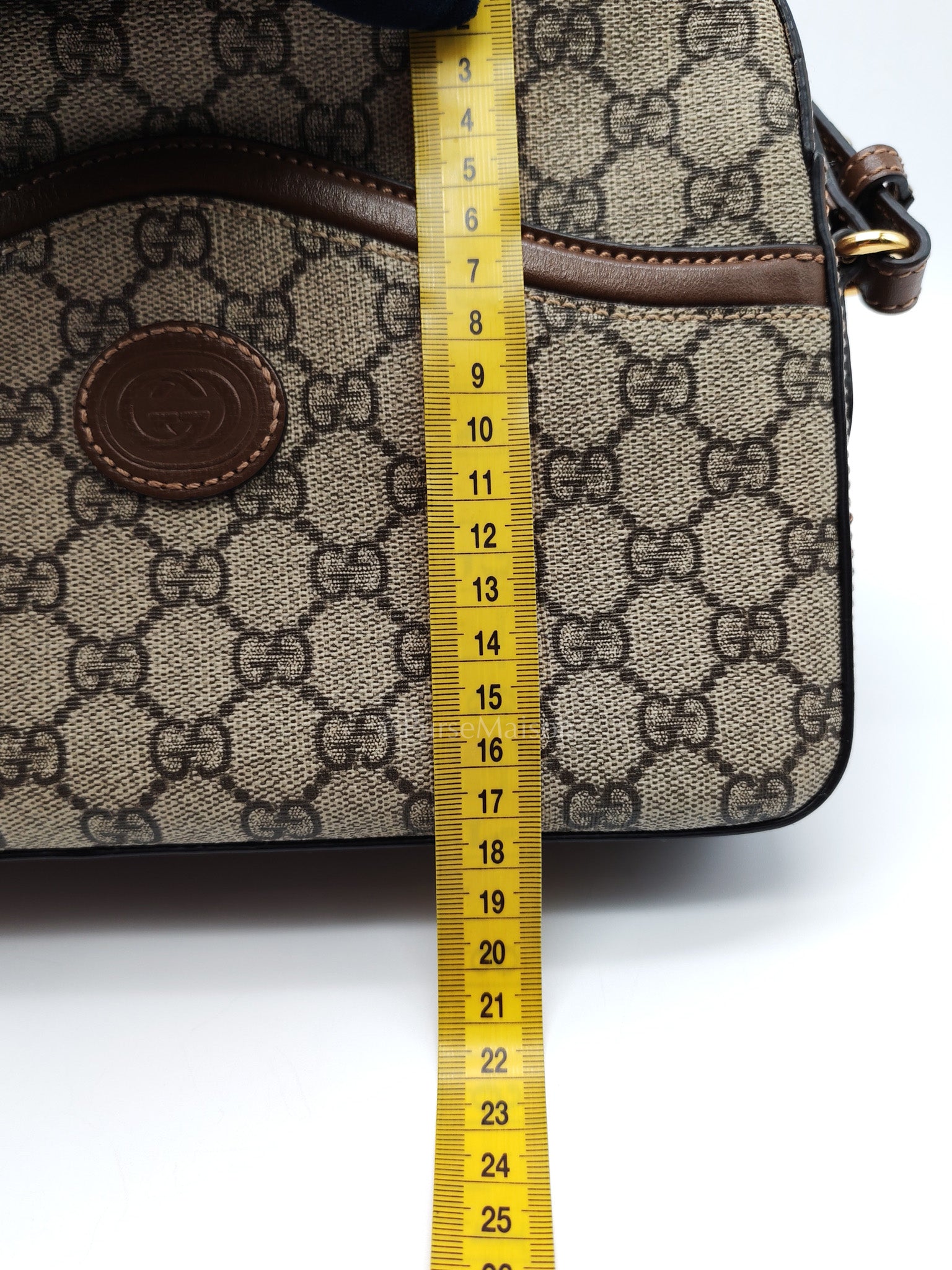 Interlocking G Messenger Bag in GG Supreme Canvas and Gold Hardware