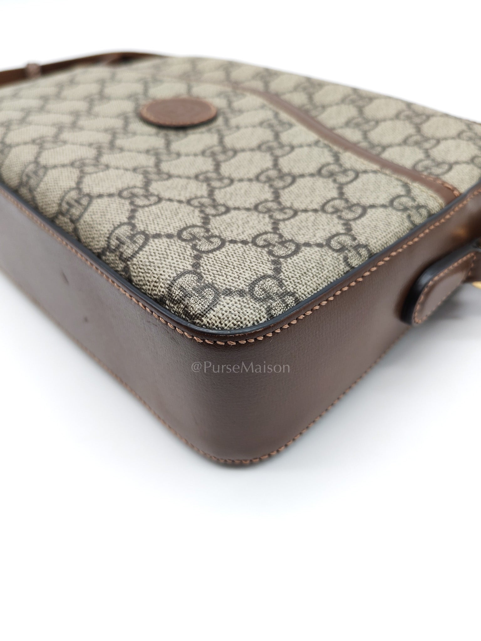 Interlocking G Messenger Bag in GG Supreme Canvas and Gold Hardware