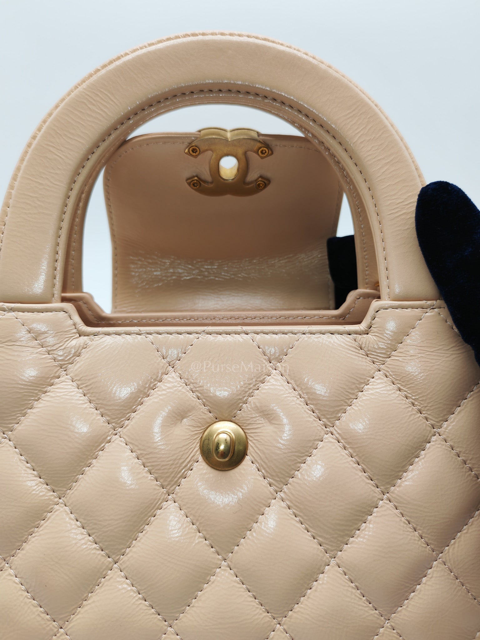 CC Kelly In Biege Shiny Calfskin Leather and Aged Gold Hardware (Microchip)