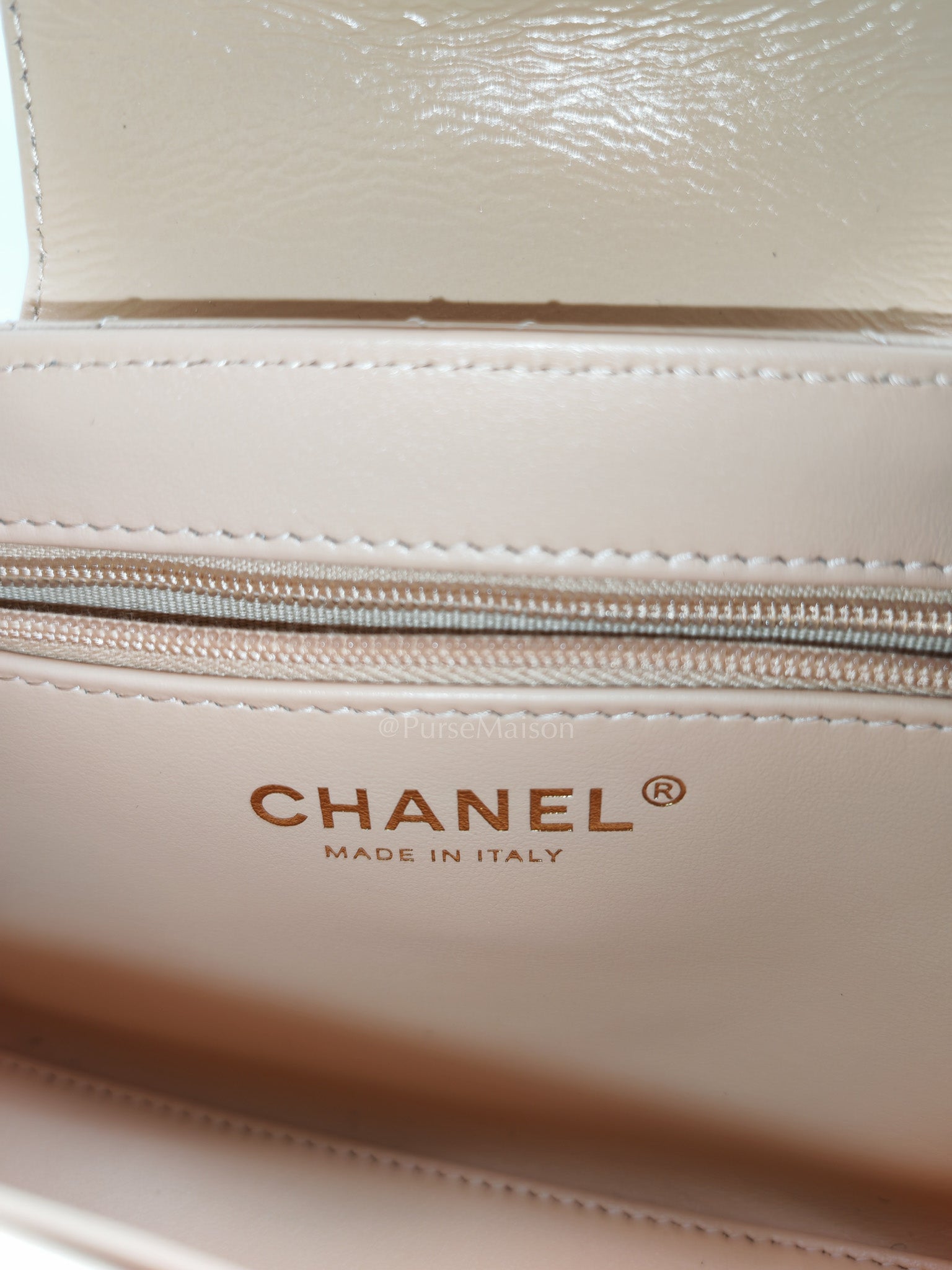 CC Kelly In Biege Shiny Calfskin Leather and Aged Gold Hardware (Microchip)