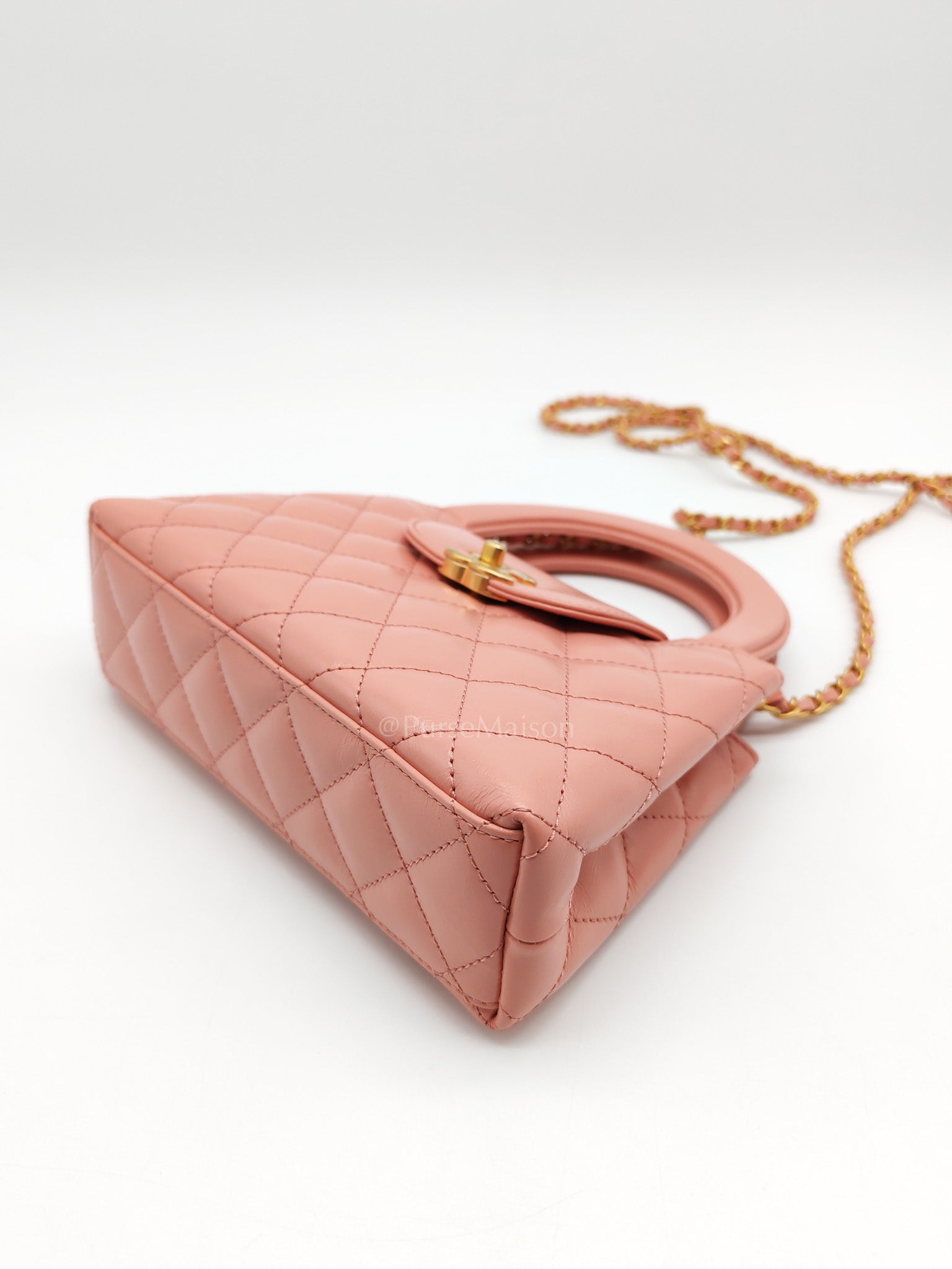 CC Kelly Small in Pink Shiny Calfskin Leather and Aged Gold Hardware (Microchip)