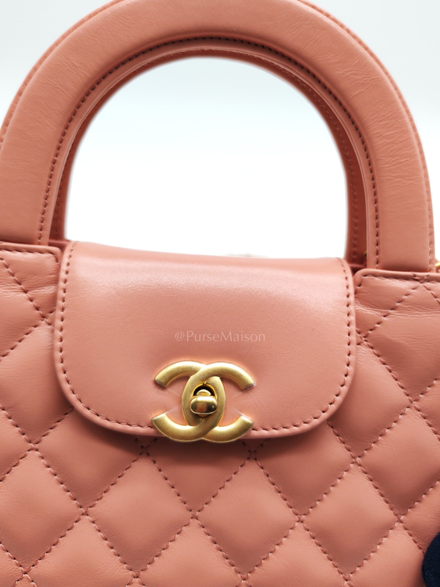 CC Kelly Small in Pink Shiny Calfskin Leather and Aged Gold Hardware (Microchip)