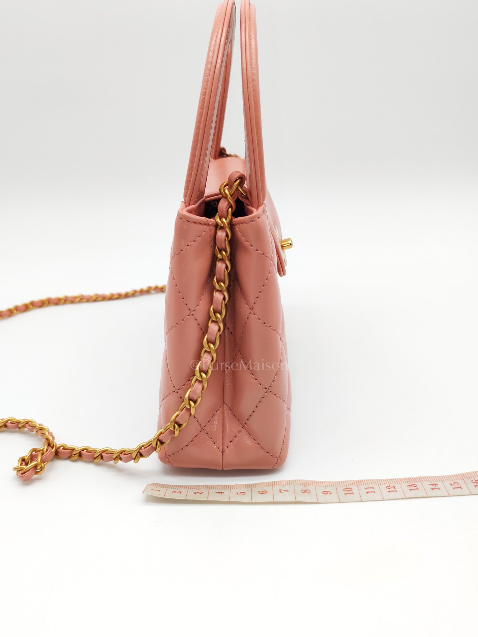 CC Kelly Small in Pink Shiny Calfskin Leather and Aged Gold Hardware (Microchip)