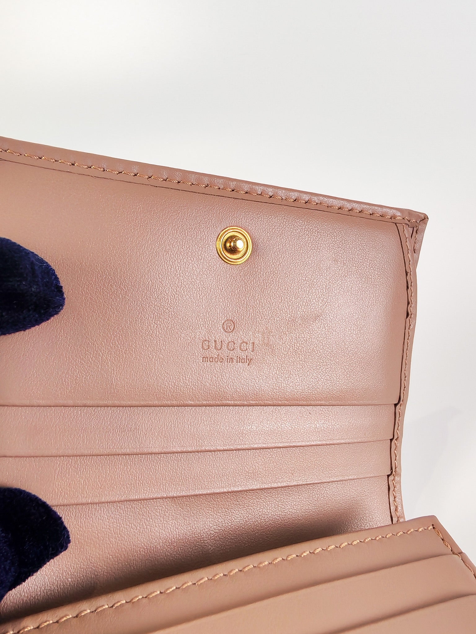 Marmont Bifold Card Case Wallet in Dusty Rose | Purse Maison Luxury Bags Shop