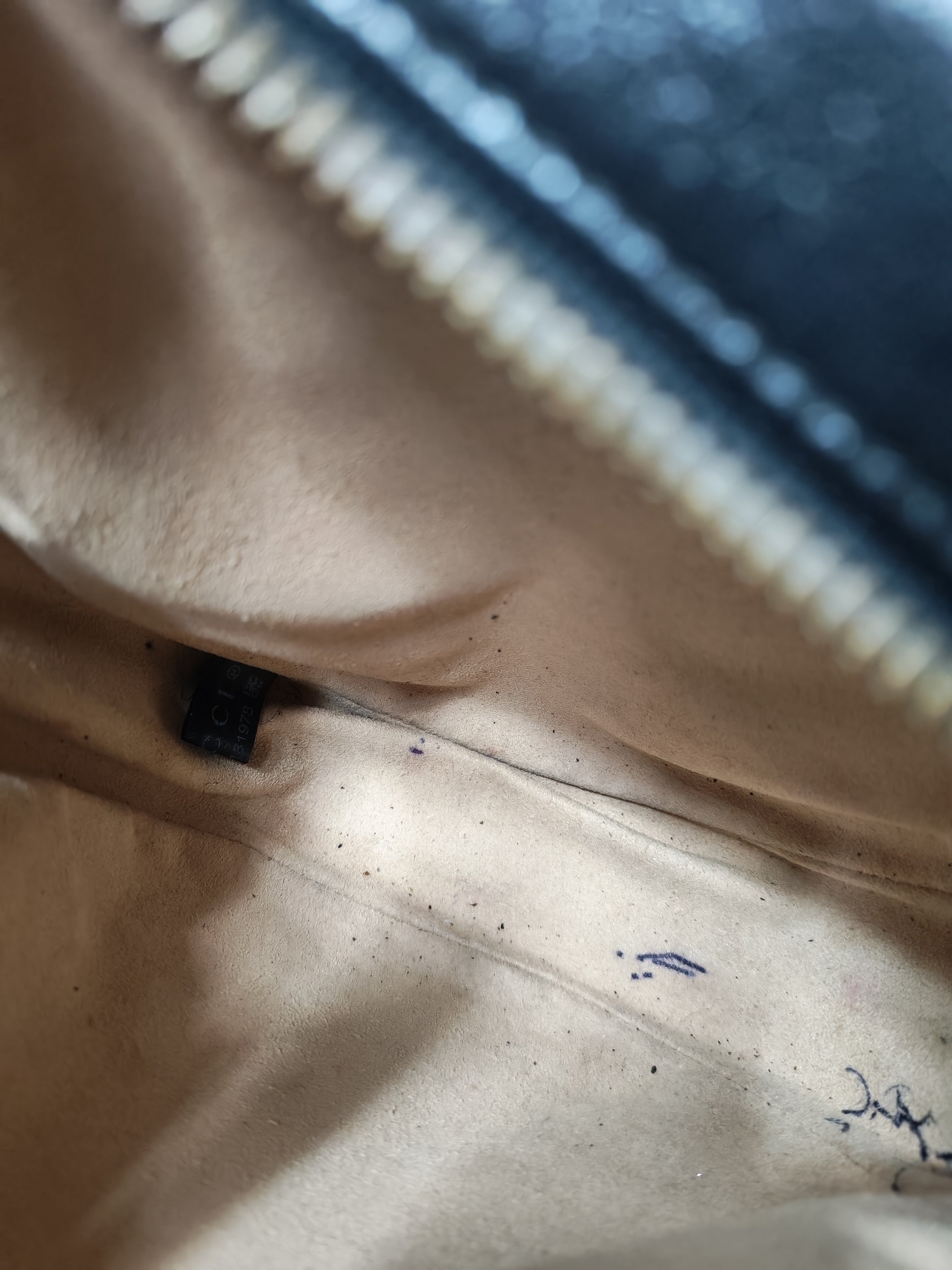 Marmont Black/Red Torchon Round Chain Bag | Purse Maison Luxury Bags Shop