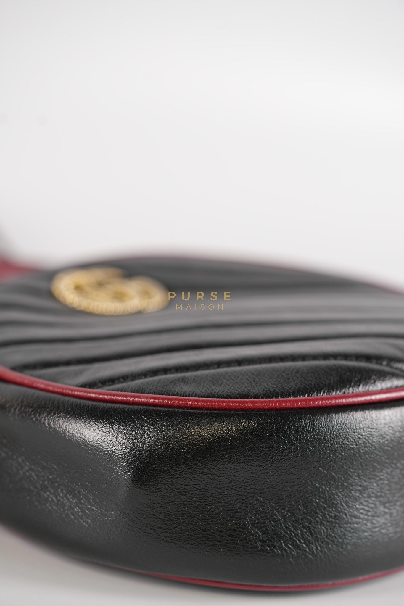 Marmont Black/Red Torchon Round Chain Bag | Purse Maison Luxury Bags Shop