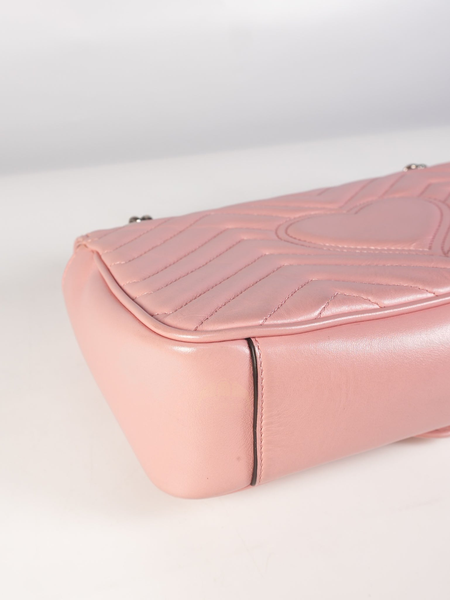 Marmont Small in Pink Matelasse Leather and Silver Hardware Crossbody Bag | Purse Maison Luxury Bags Shop