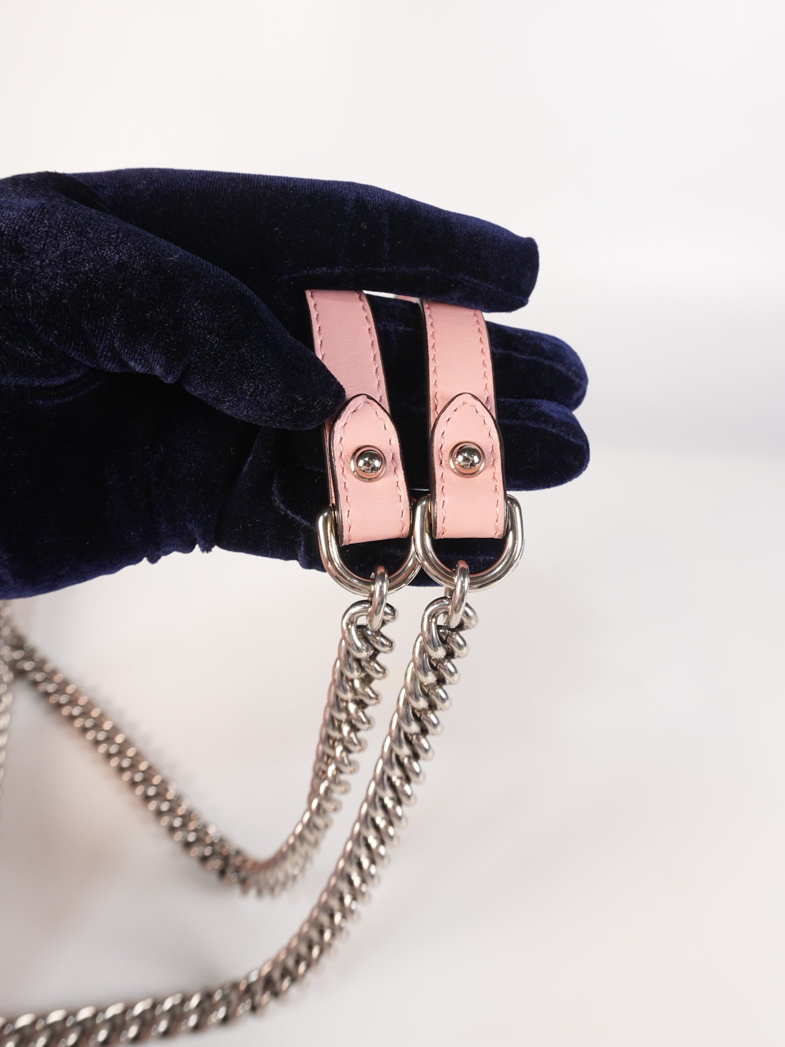 Marmont Small in Pink Matelasse Leather and Silver Hardware Crossbody Bag | Purse Maison Luxury Bags Shop