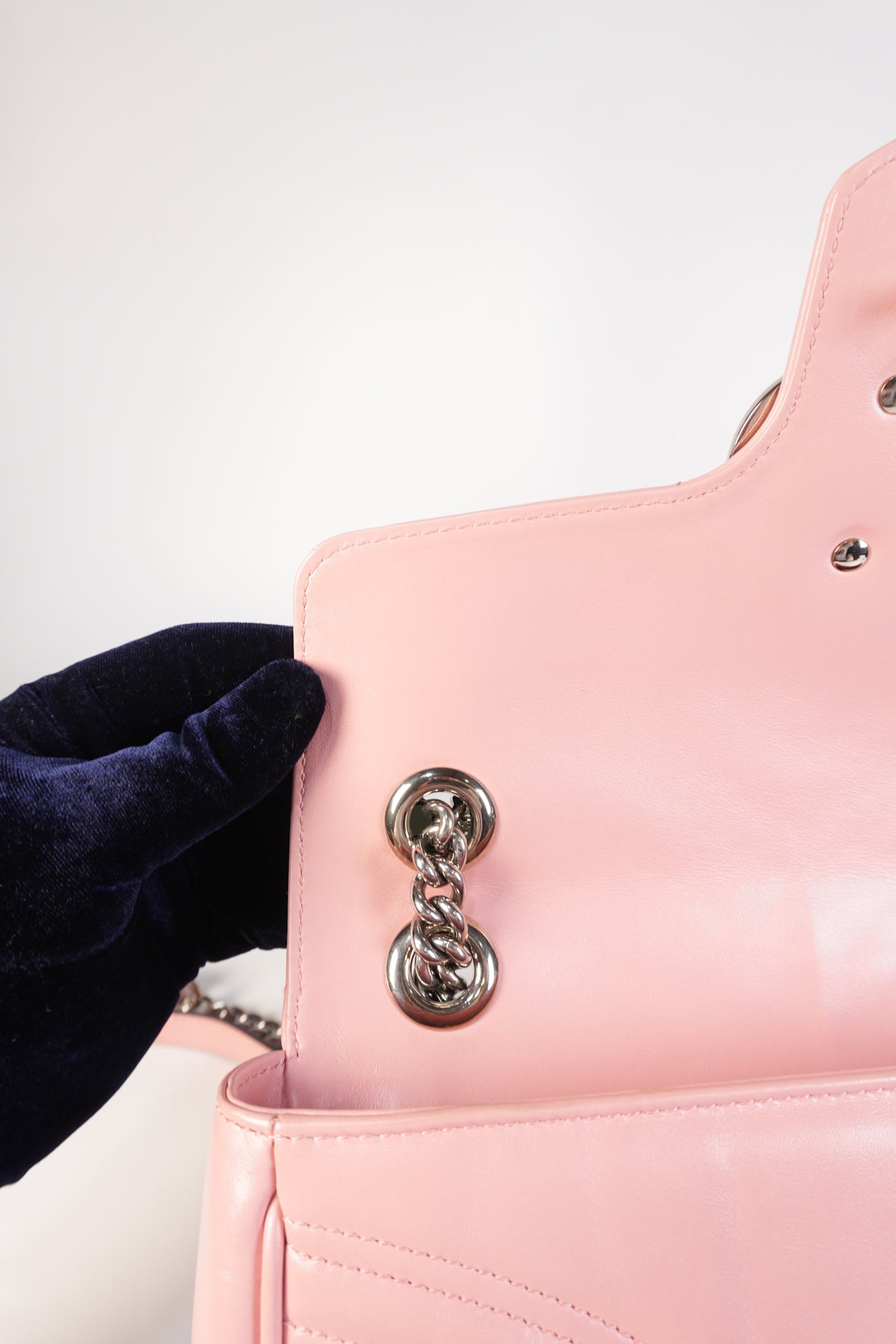 Marmont Small in Pink Matelasse Leather and Silver Hardware Crossbody Bag | Purse Maison Luxury Bags Shop