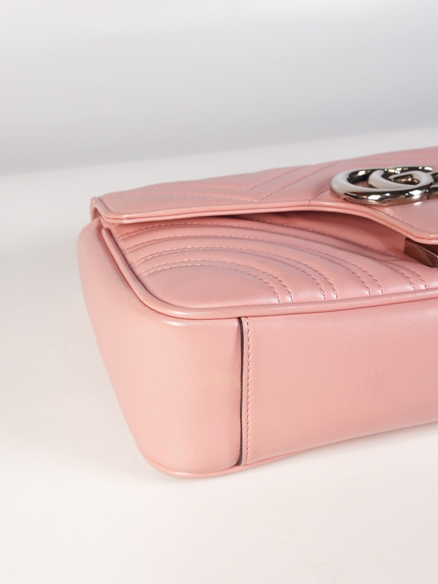 Marmont Small in Pink Matelasse Leather and Silver Hardware Crossbody Bag | Purse Maison Luxury Bags Shop