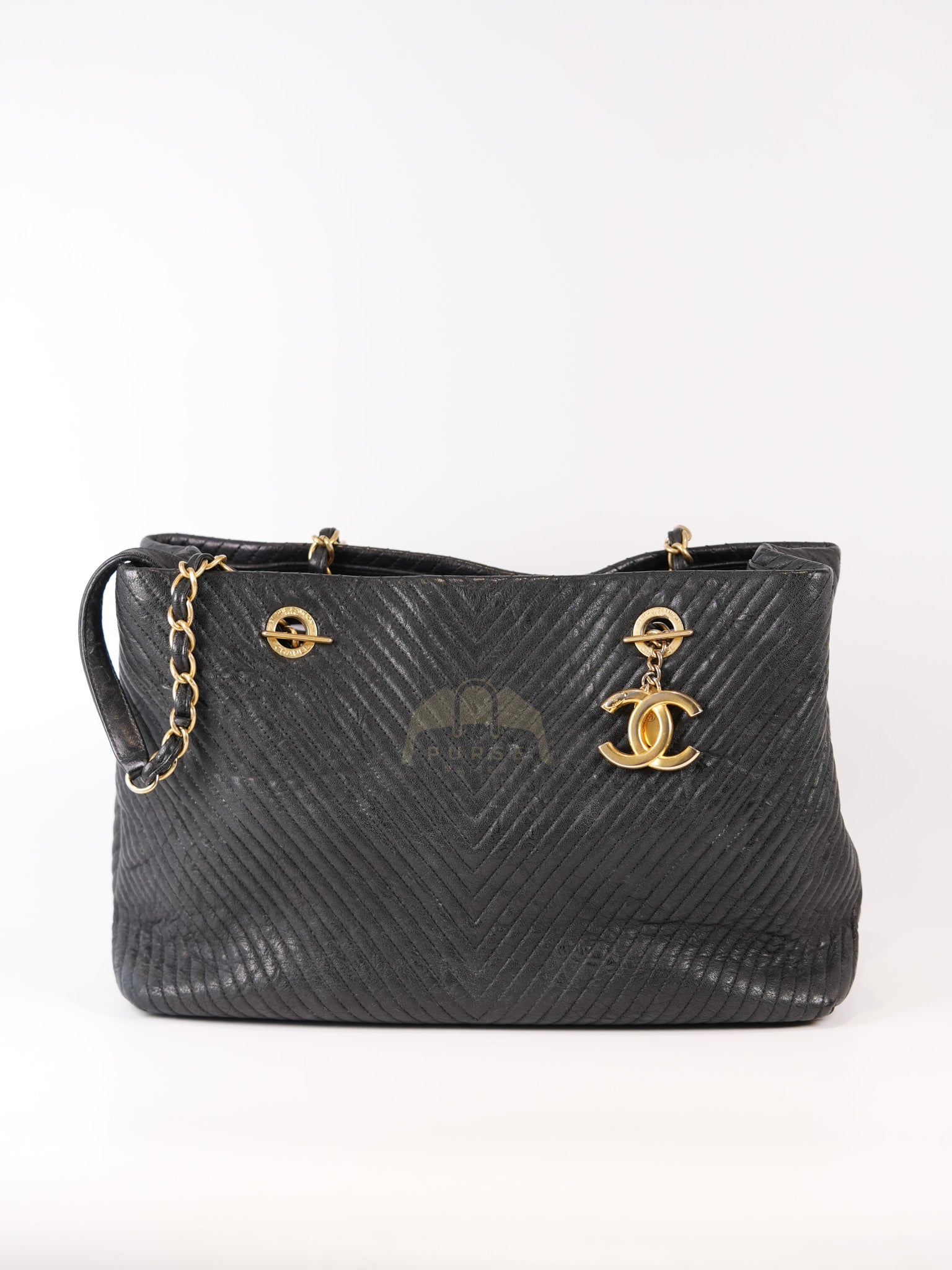Medallion Charm Tote Bag in Black Chevron Lambskin Leather & Gold Hardware Series 21 | Purse Maison Luxury Bags Shop
