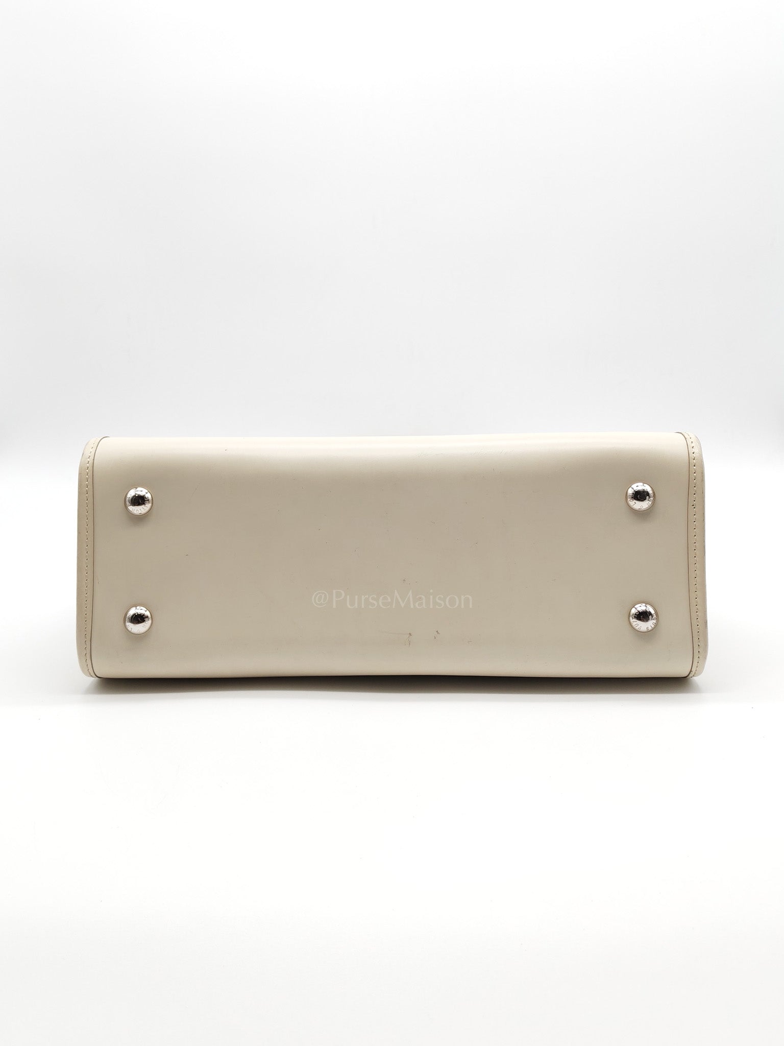 Medeleine GM Bag in White Epi Leather & Silver Hardware (Datecode: AR1099) | Purse Maison Luxury Bags Shop