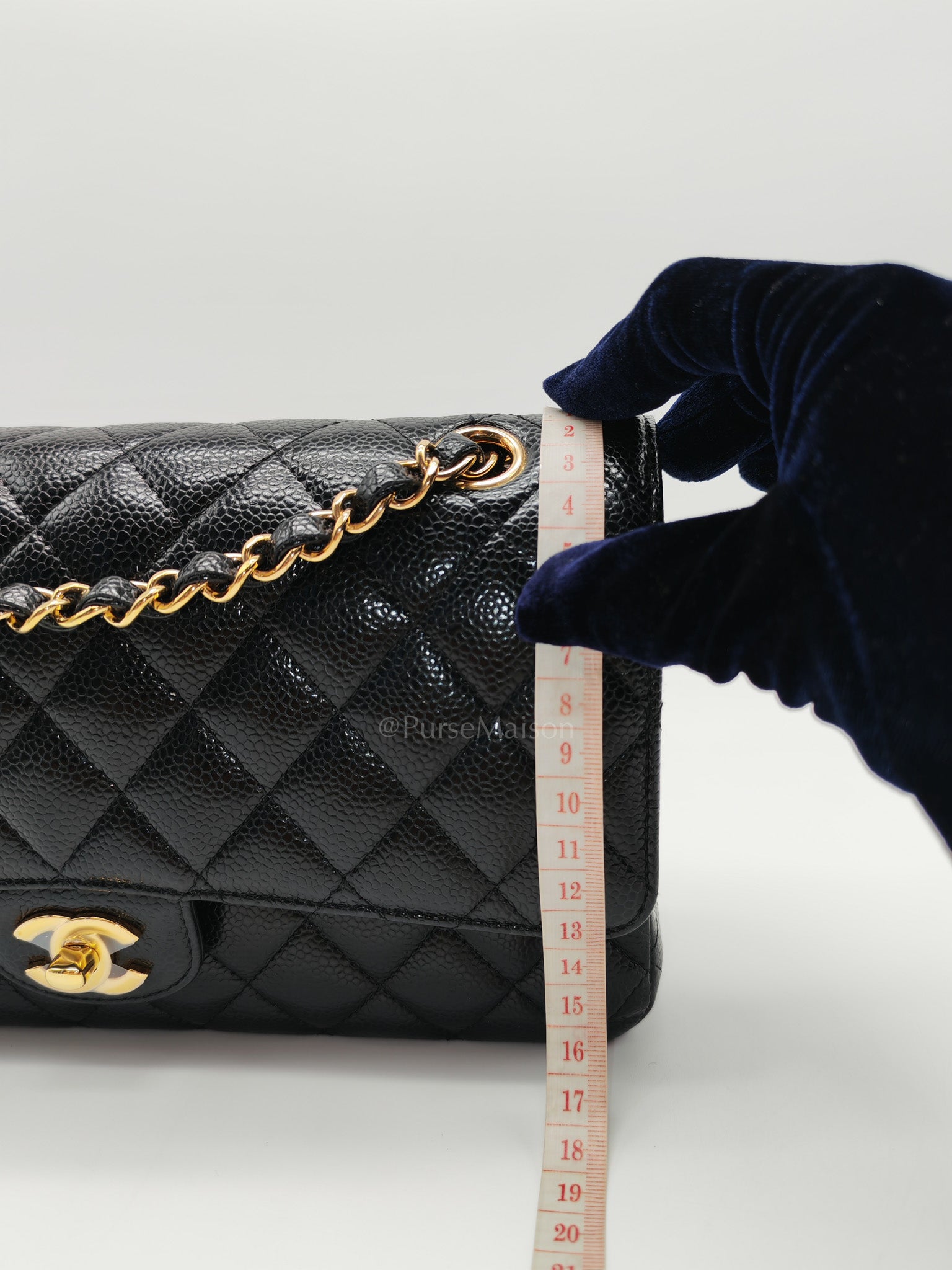 Medium Classic Double Flap Caviar GHW Microchip Unused Year 2022 K860XGCK
