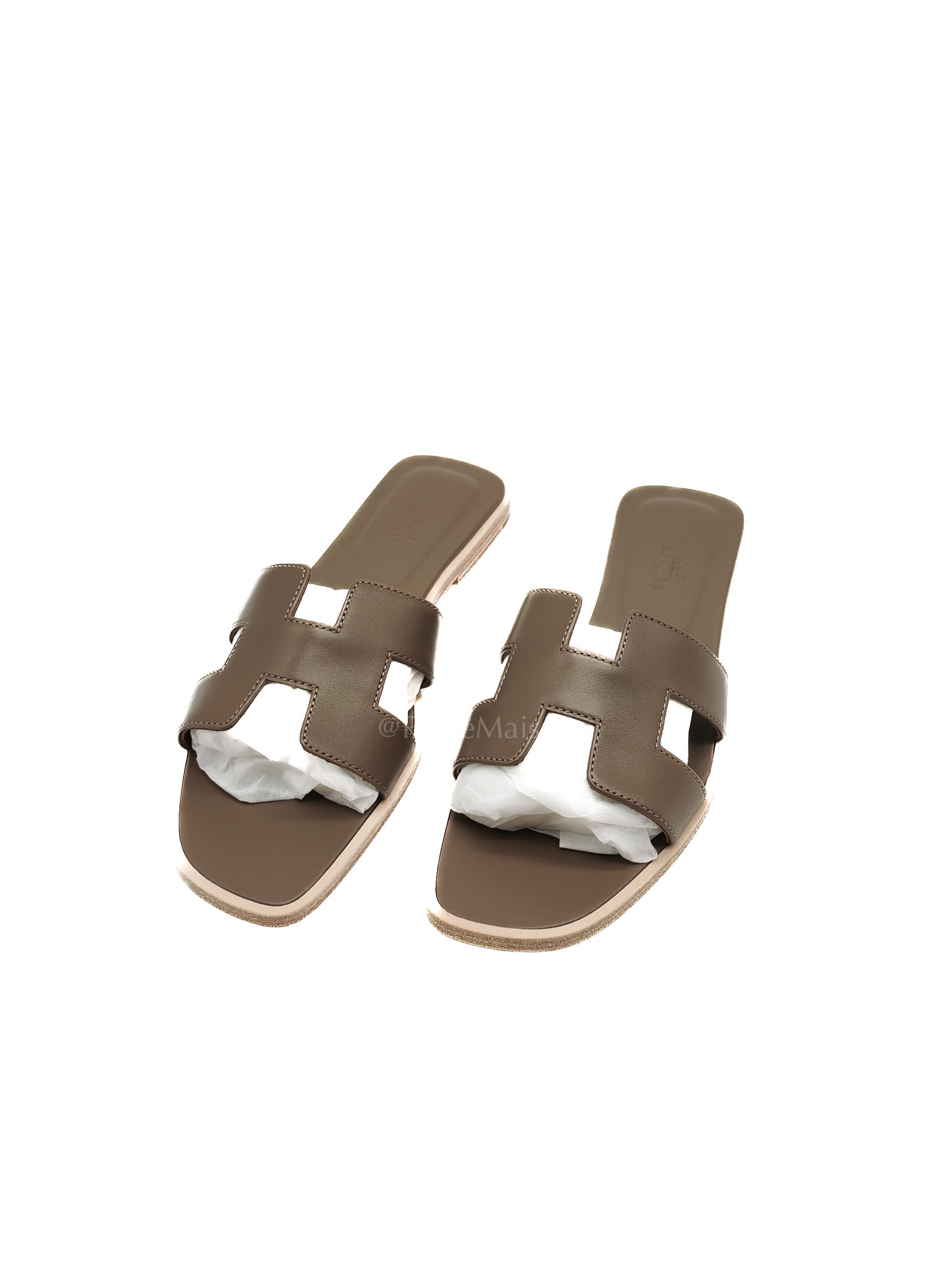 Oran Sandals in Etoupe Swift Leather Size 37 EU (23.5cm)