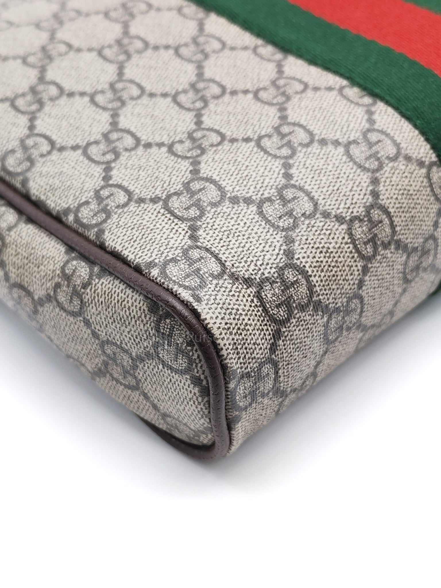Ophidia Messenger Bag Small in GG Supreme Canvas & Gold Hardware