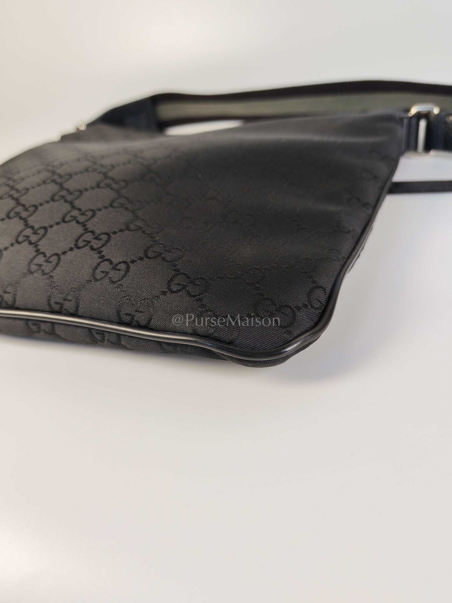 Messenger Bag in GG Guccissima Web Black Canvas | Purse Maison Luxury Bags Shop