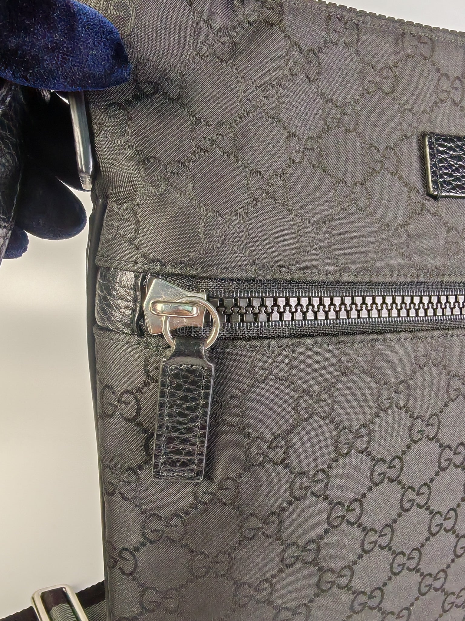 Messenger Bag in GG Guccissima Web Black Canvas | Purse Maison Luxury Bags Shop