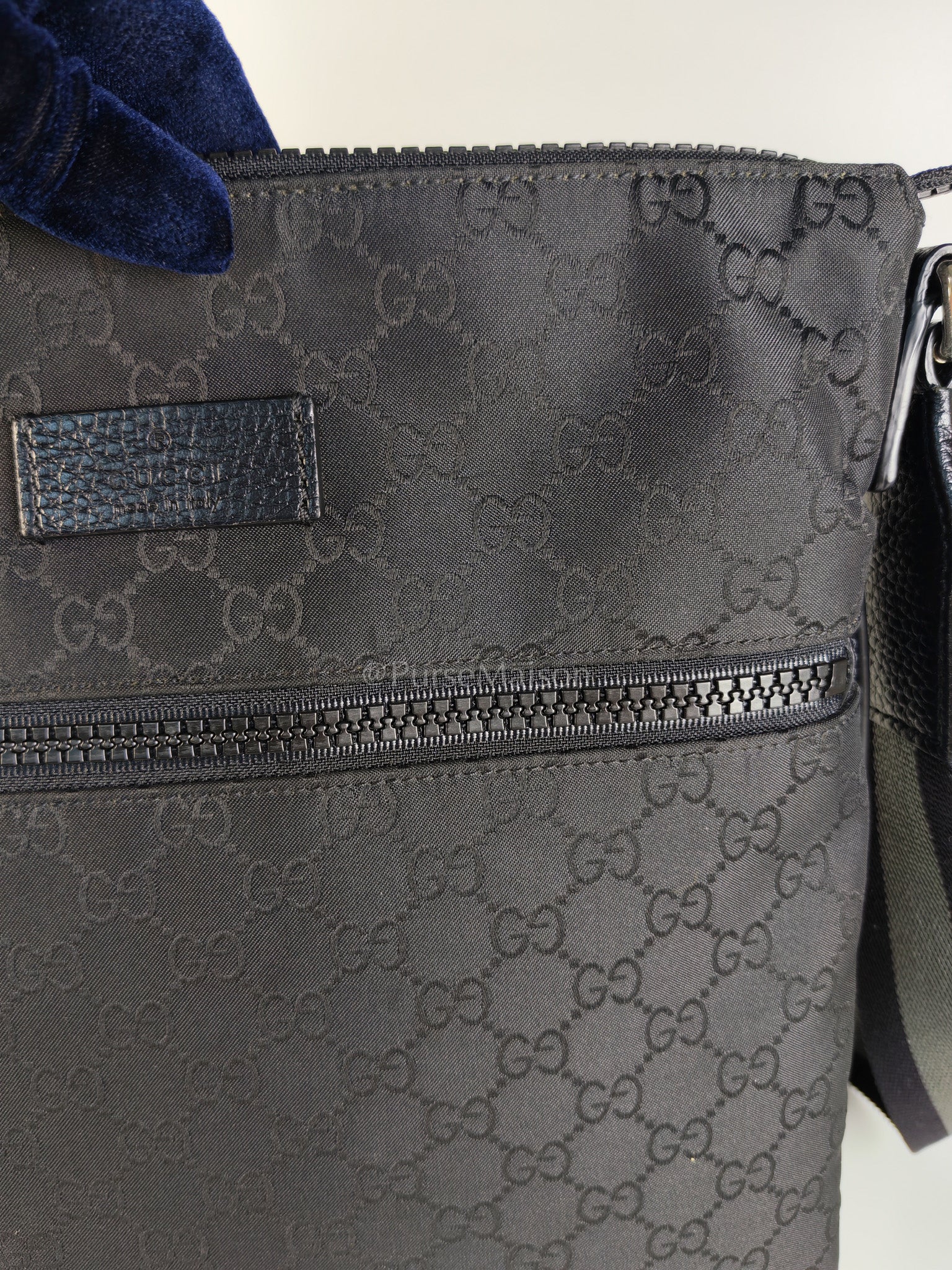 Messenger Bag in GG Guccissima Web Black Canvas | Purse Maison Luxury Bags Shop