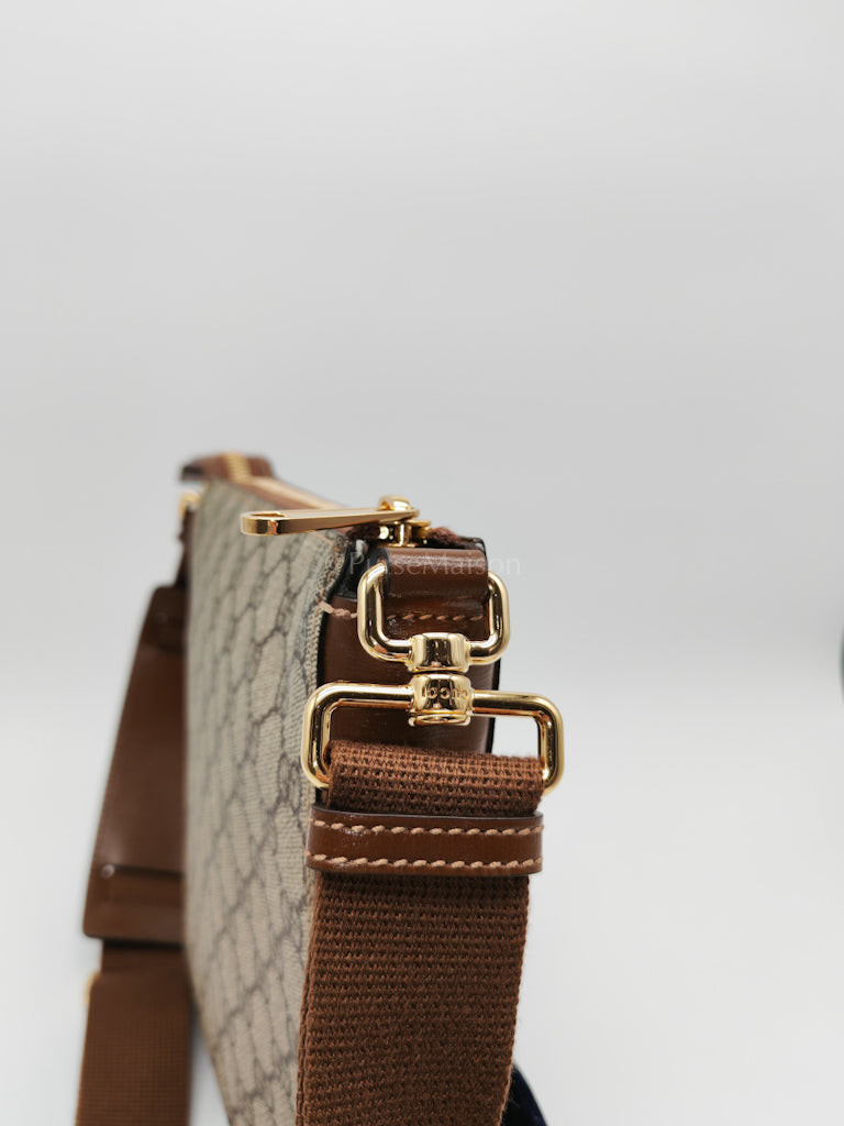 Messenger Bag Vintage in GG Supreme Canvas & Interlocking G Patch | Purse Maison Luxury Bags Shop