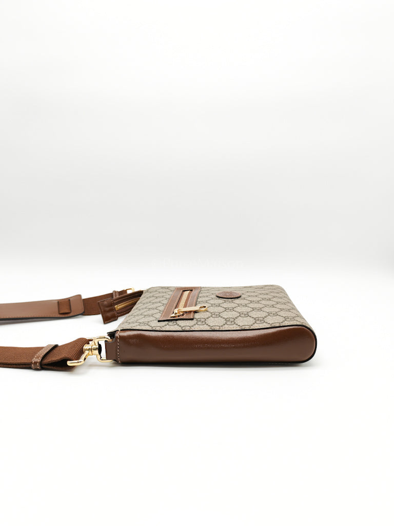 Messenger Bag Vintage in GG Supreme Canvas & Interlocking G Patch | Purse Maison Luxury Bags Shop