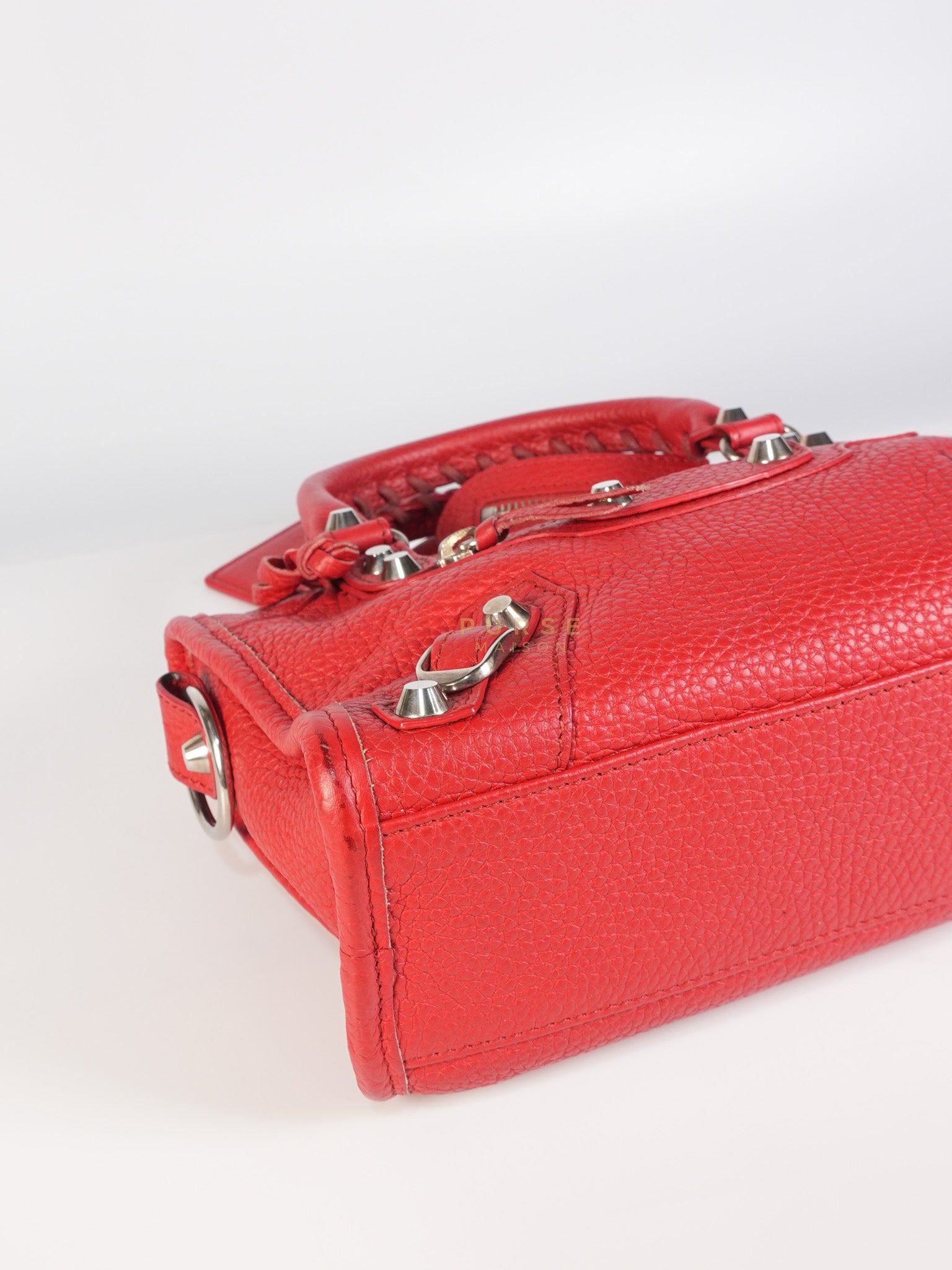 Metallic City Small in Red Pebbled Calfskin Leather | Purse Maison Luxury Bags Shop