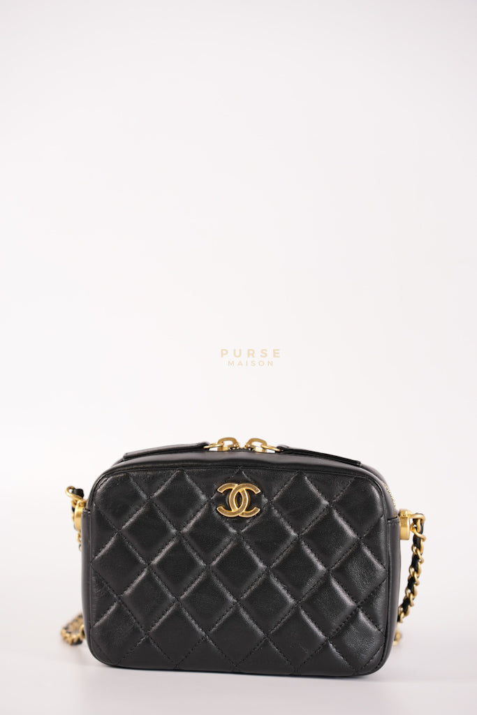 Mini Camera Bag Pearl Crush in Black Lambskin Leather and Aged Gold Hardware Microchip | Purse Maison Luxury Bags Shop