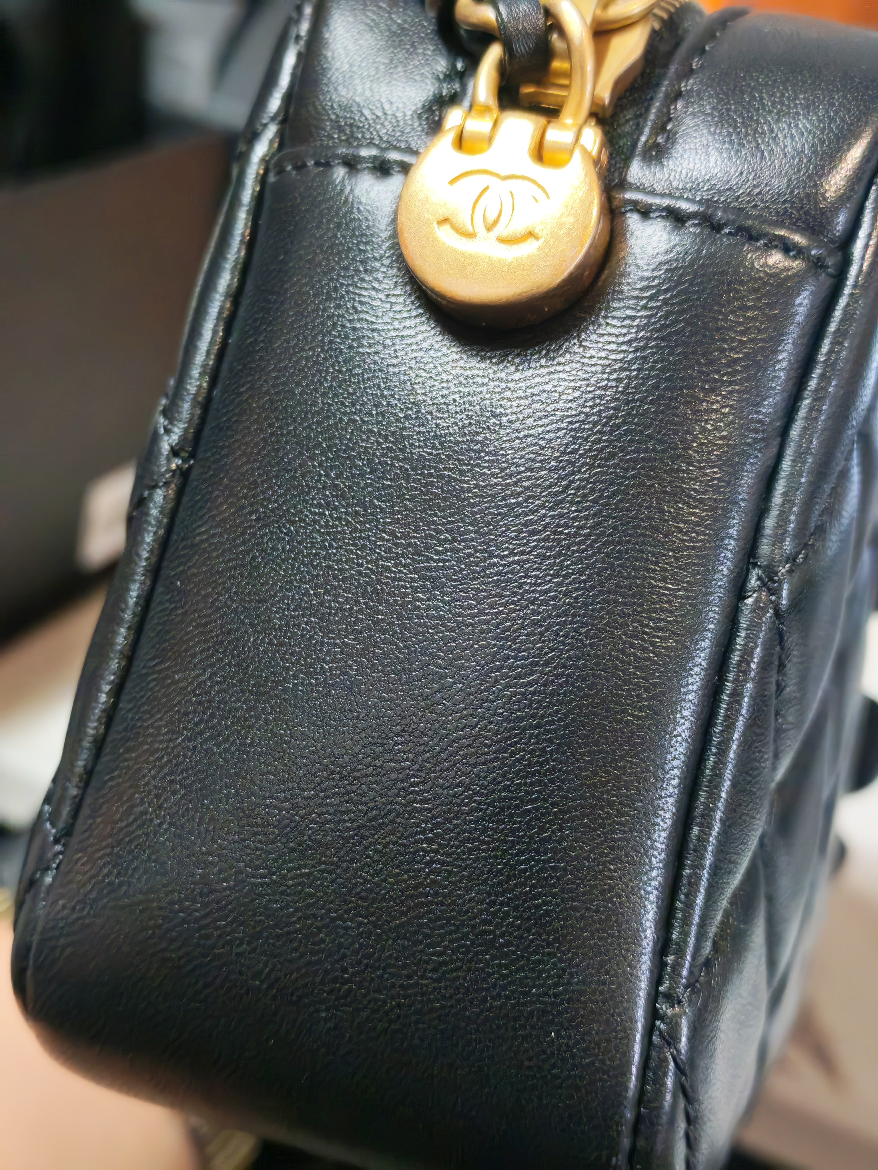 Mini Camera Bag Pearl Crush in Black Lambskin Leather and Aged Gold Hardware Microchip | Purse Maison Luxury Bags Shop