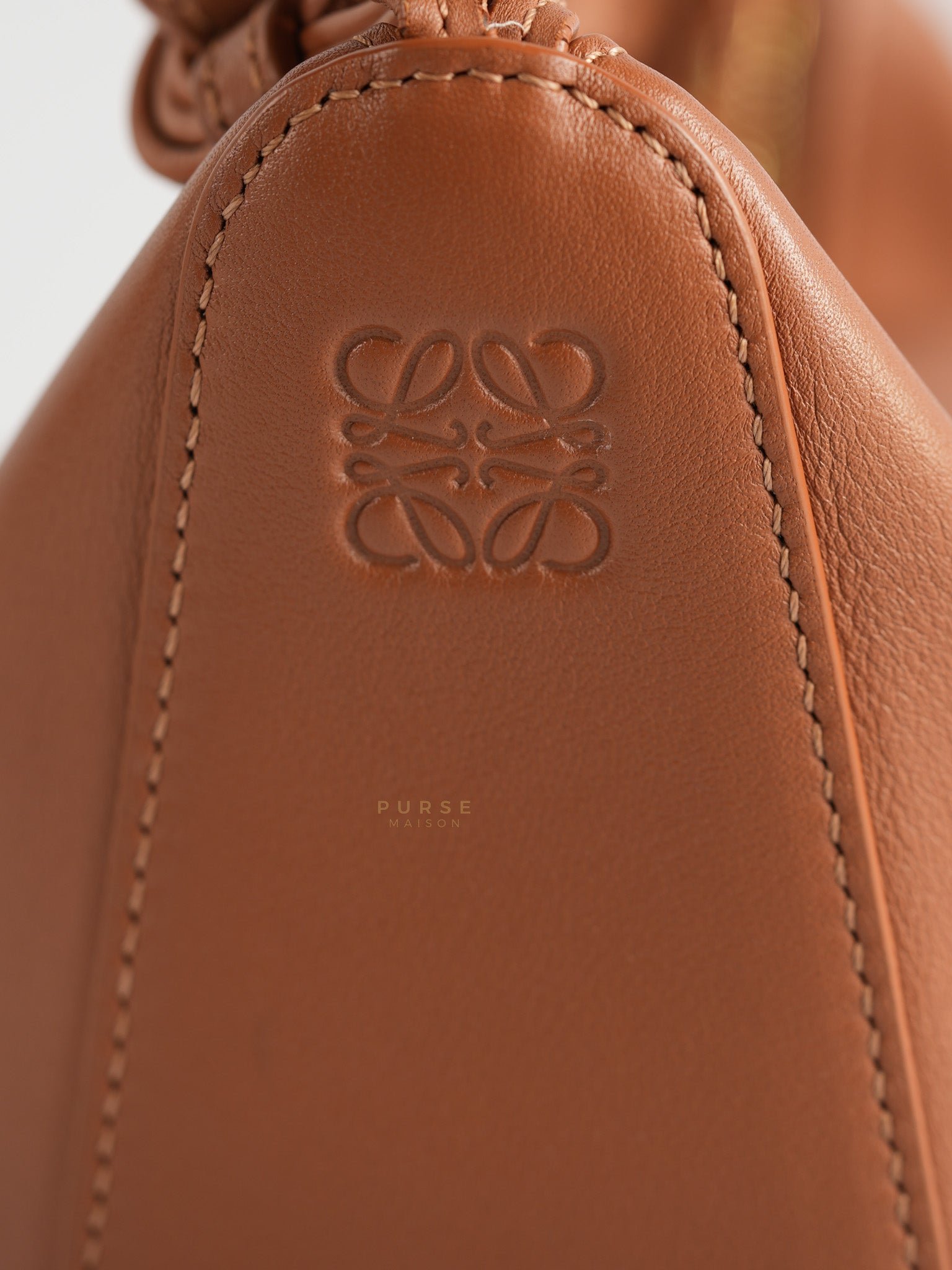 Mini Hammock Hobo Bag in Classic Tan Calfskin Leather | Purse Maison Luxury Bags Shop