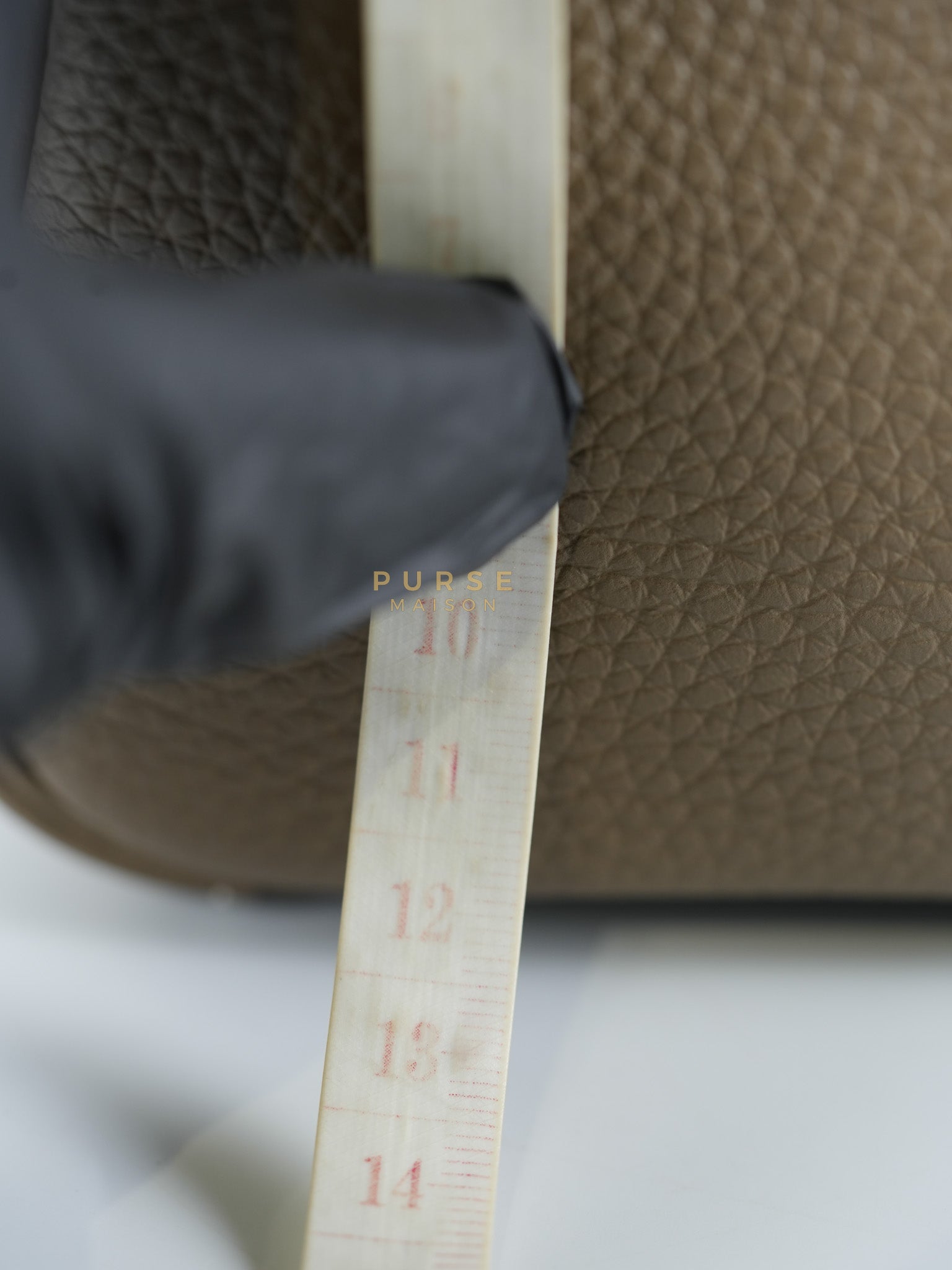 Mini Lindy 19 in Etoupe Clemence Leather & Gold Hardware Stamp U (2022) | Purse Maison Luxury Bags Shop