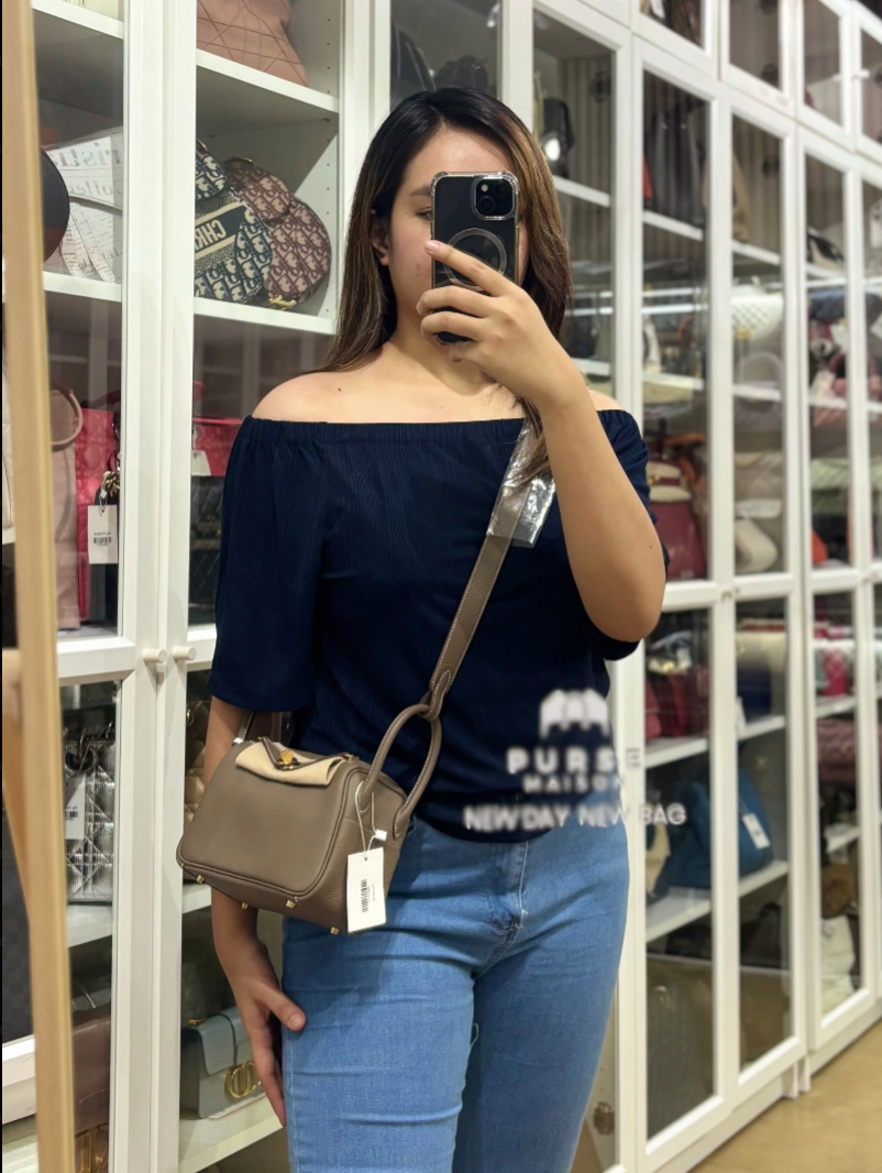 Mini Lindy 19 in Etoupe Clemence Leather & Gold Hardware Stamp U (2022) | Purse Maison Luxury Bags Shop