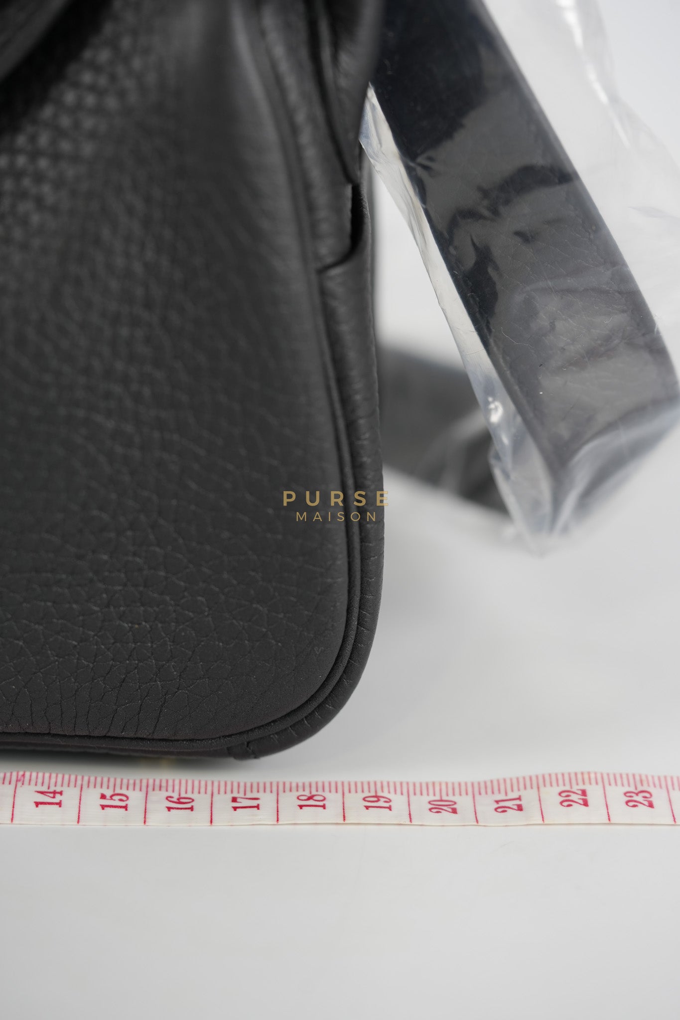 Mini Lindy Black in Togo Leather and Gold Hardware Stamp K (2025) | Purse Maison Luxury Bags Shop