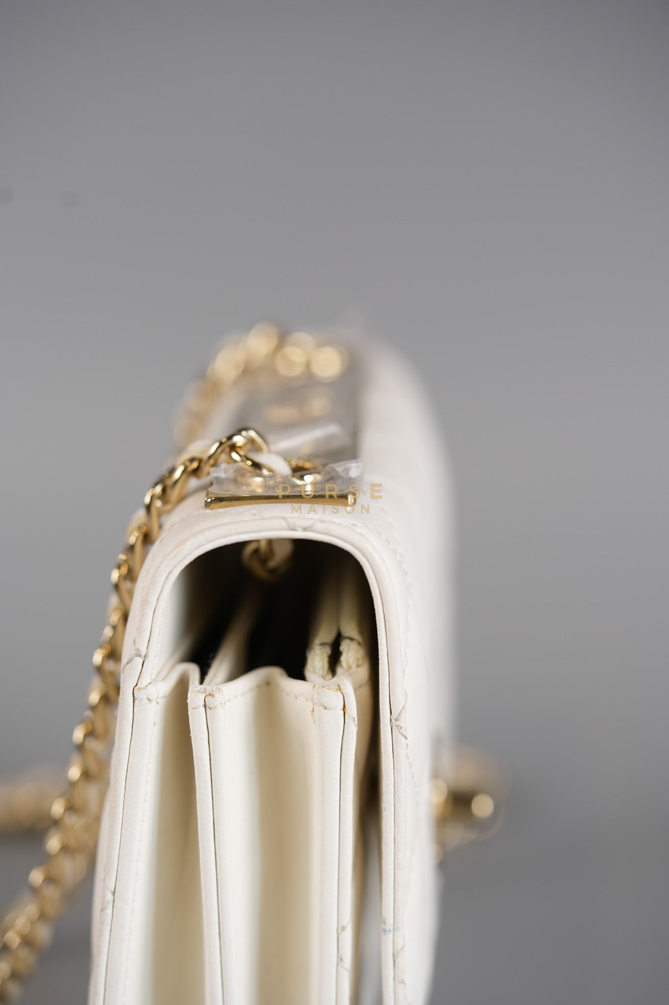 Mini Trendy CC Wallet on Chain in White Lambskin Leather and Light Gold Hardware (Microchip) | Purse Maison Luxury Bags Shop