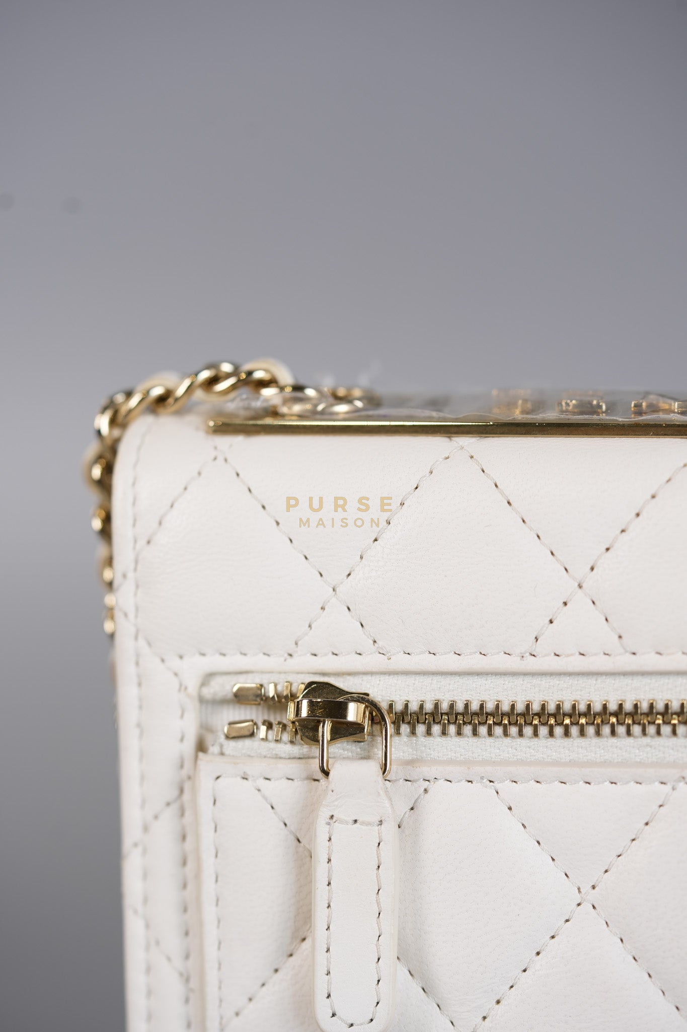 Mini Trendy CC Wallet on Chain in White Lambskin Leather and Light Gold Hardware (Microchip) | Purse Maison Luxury Bags Shop