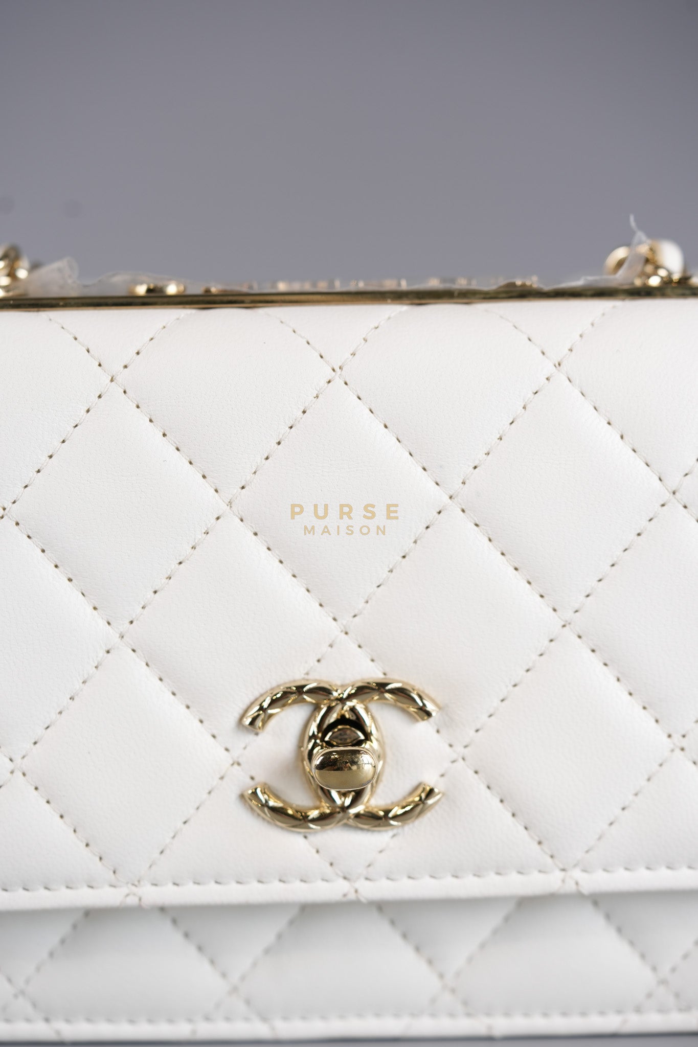 Mini Trendy CC Wallet on Chain in White Lambskin Leather and Light Gold Hardware (Microchip) | Purse Maison Luxury Bags Shop