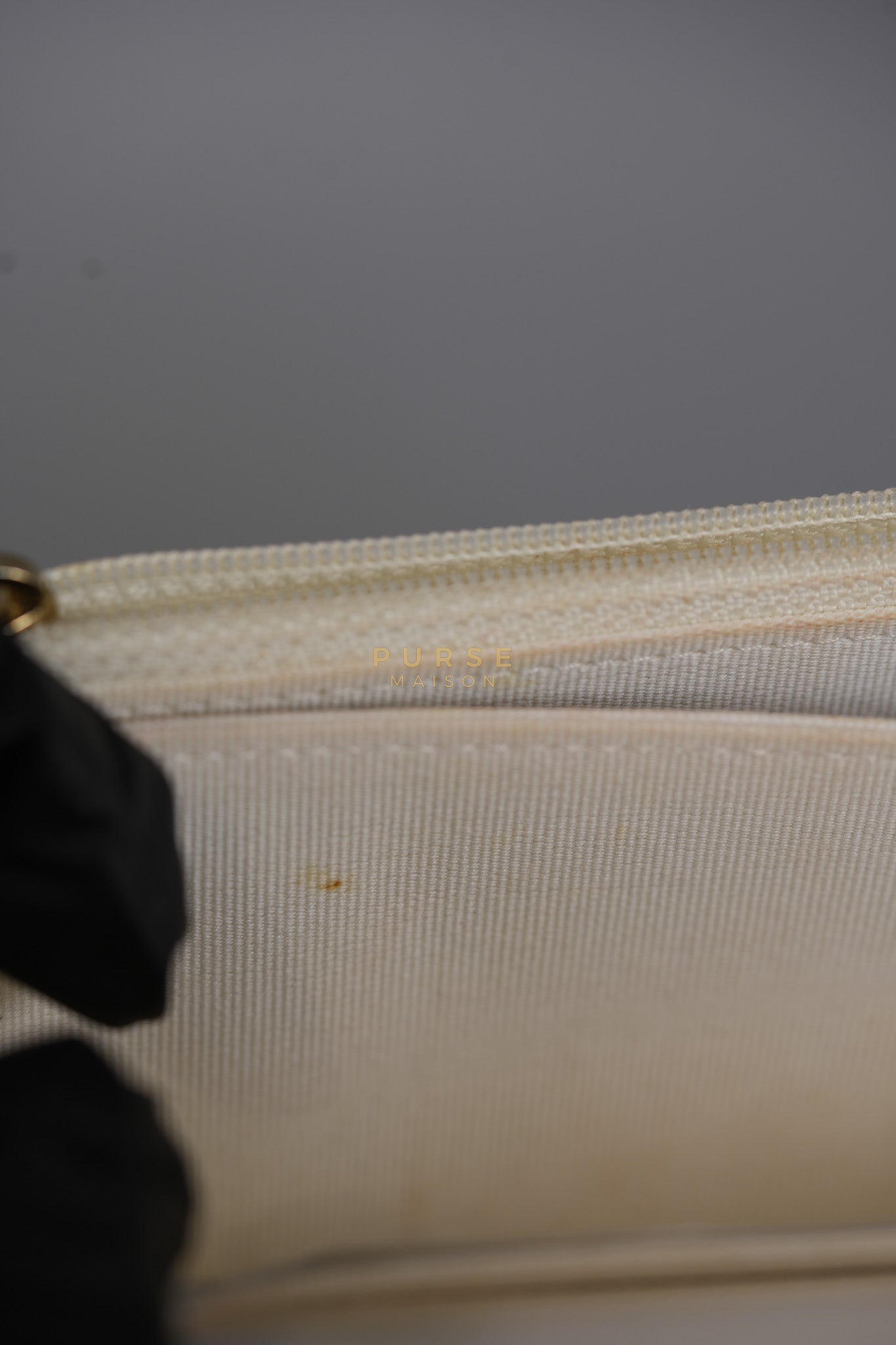 Mini Trendy CC Wallet on Chain in White Lambskin Leather and Light Gold Hardware (Microchip) | Purse Maison Luxury Bags Shop