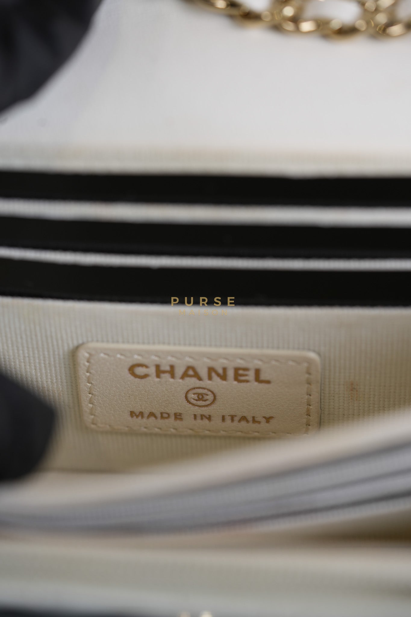 Mini Trendy CC Wallet on Chain in White Lambskin Leather and Light Gold Hardware (Microchip) | Purse Maison Luxury Bags Shop