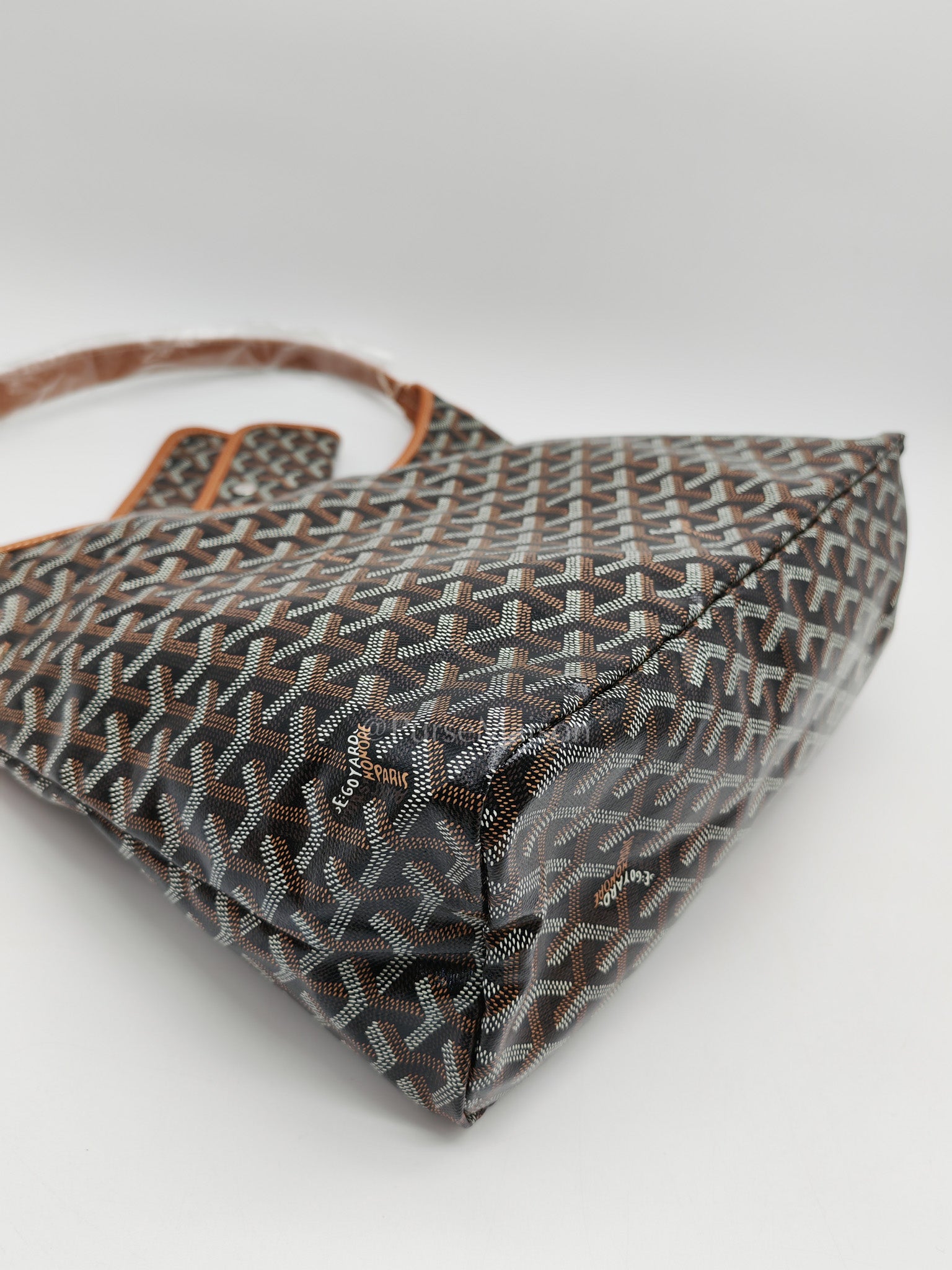 Boheme Hobo Bag in Tan Goyardine Canvas