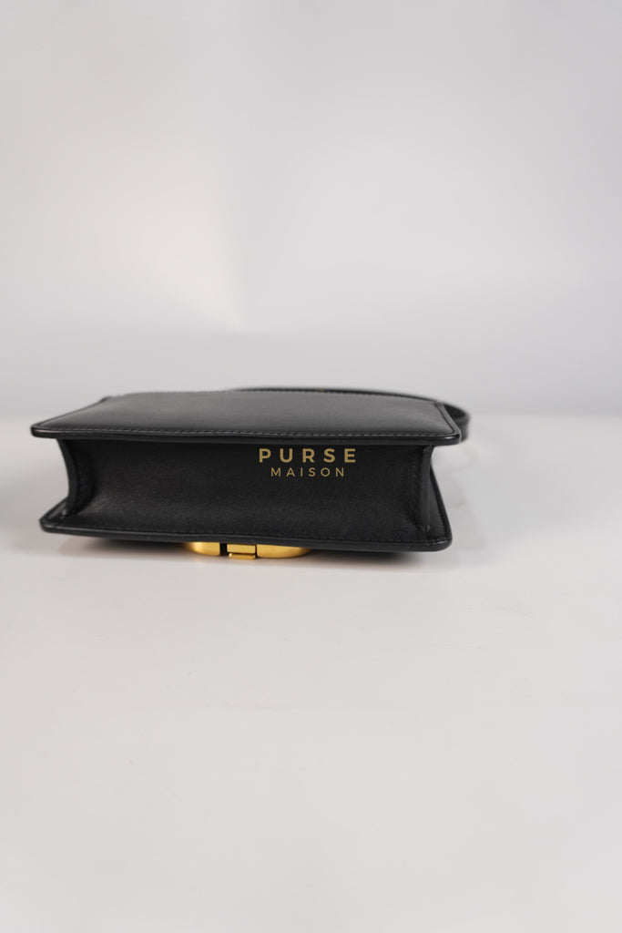 Montaigne 30 Micro Black Calfskin Leather | Purse Maison Luxury Bags Shop